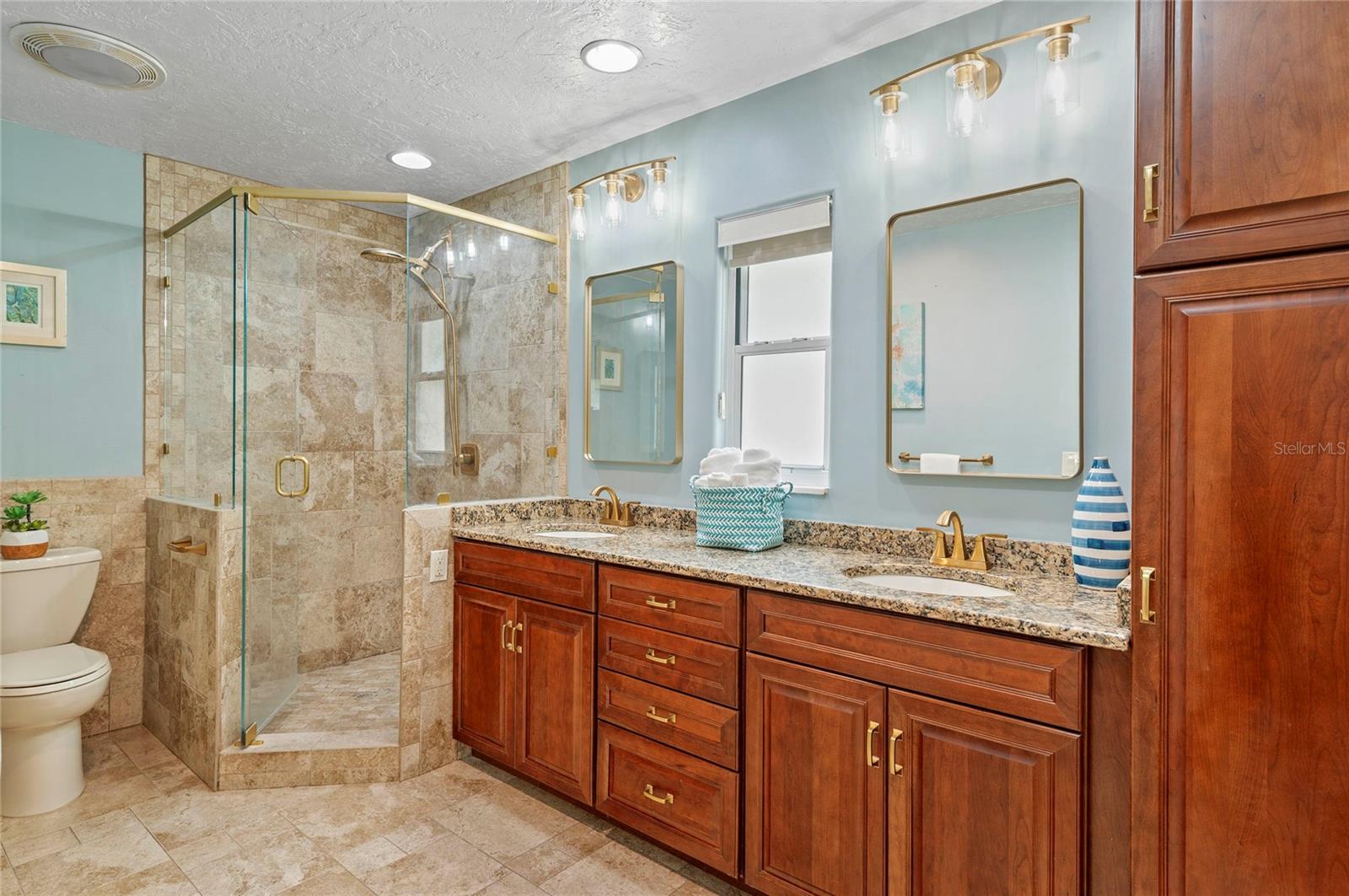 Listing photo id 18 for 516 Puerta Court