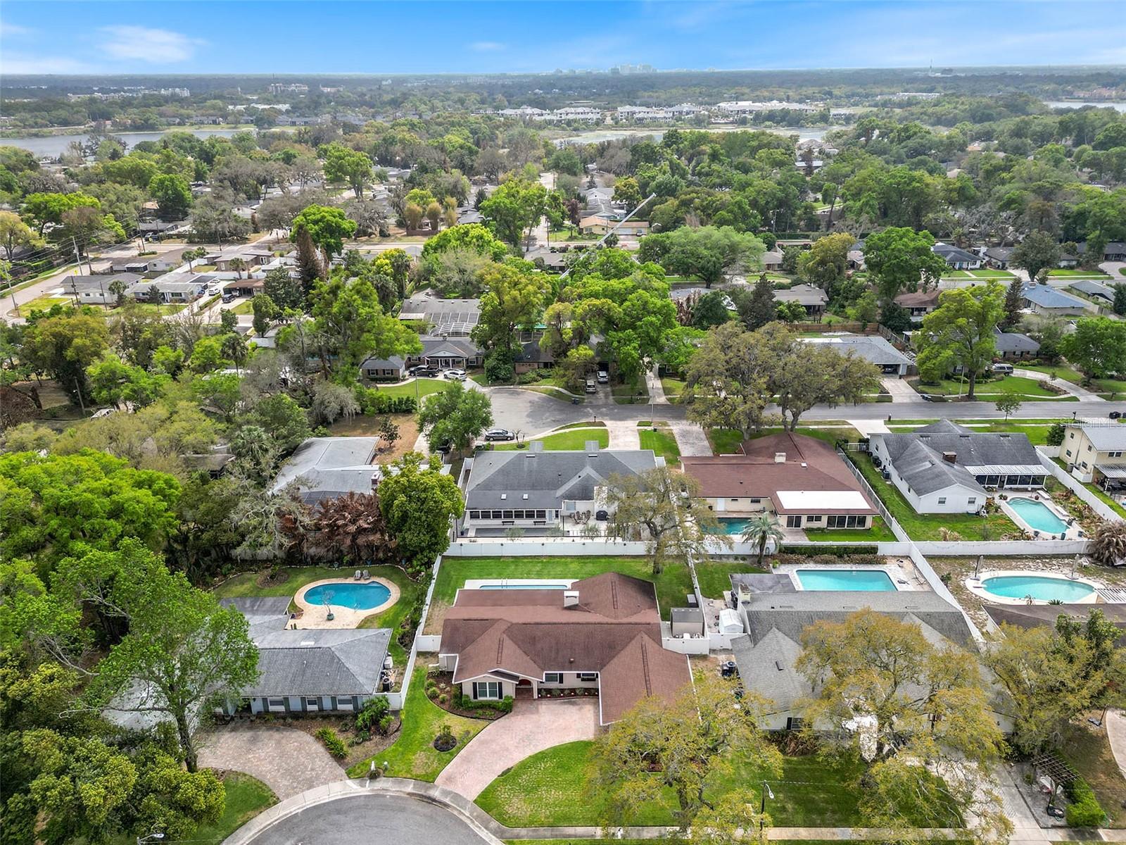 Listing photo id 38 for 516 Puerta Court