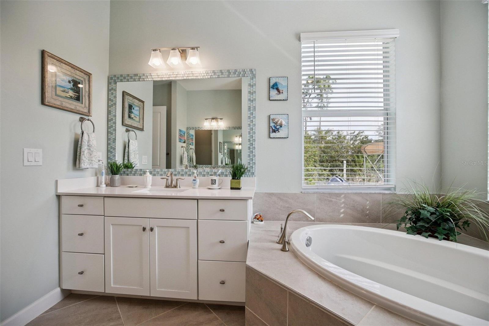 Image 16 of 25 For 8266 Matecumbe Road