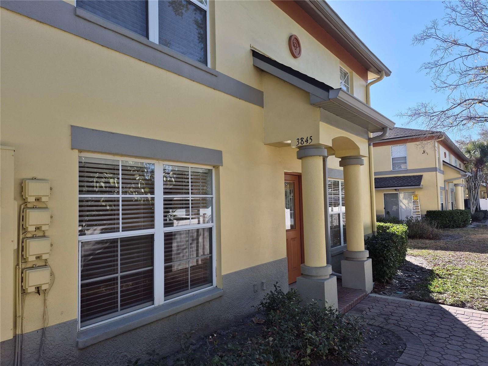 Image 2 of 29 For 3845 Island Way