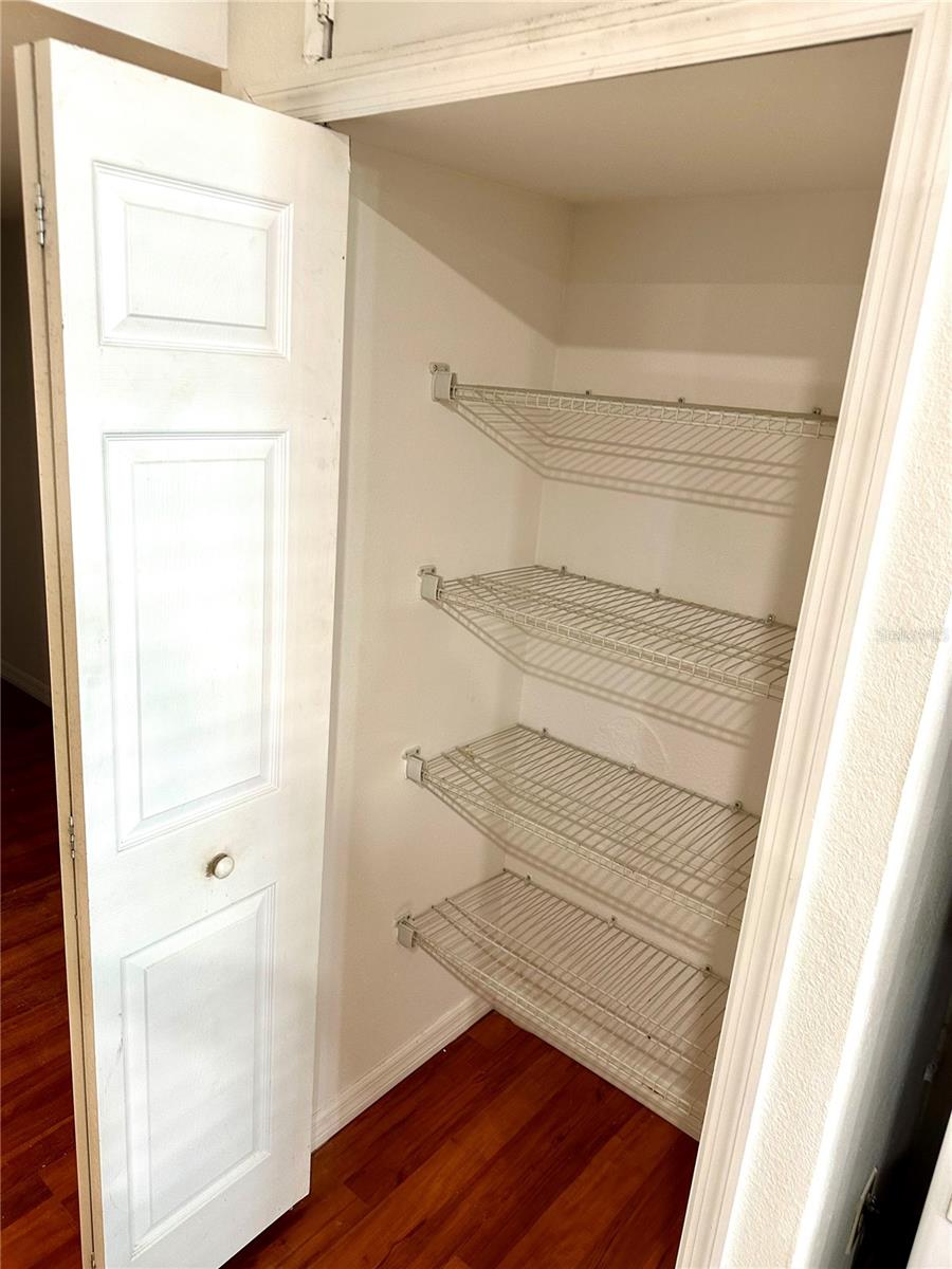 Image 6 of 11 For 1104 Hardy Avenue