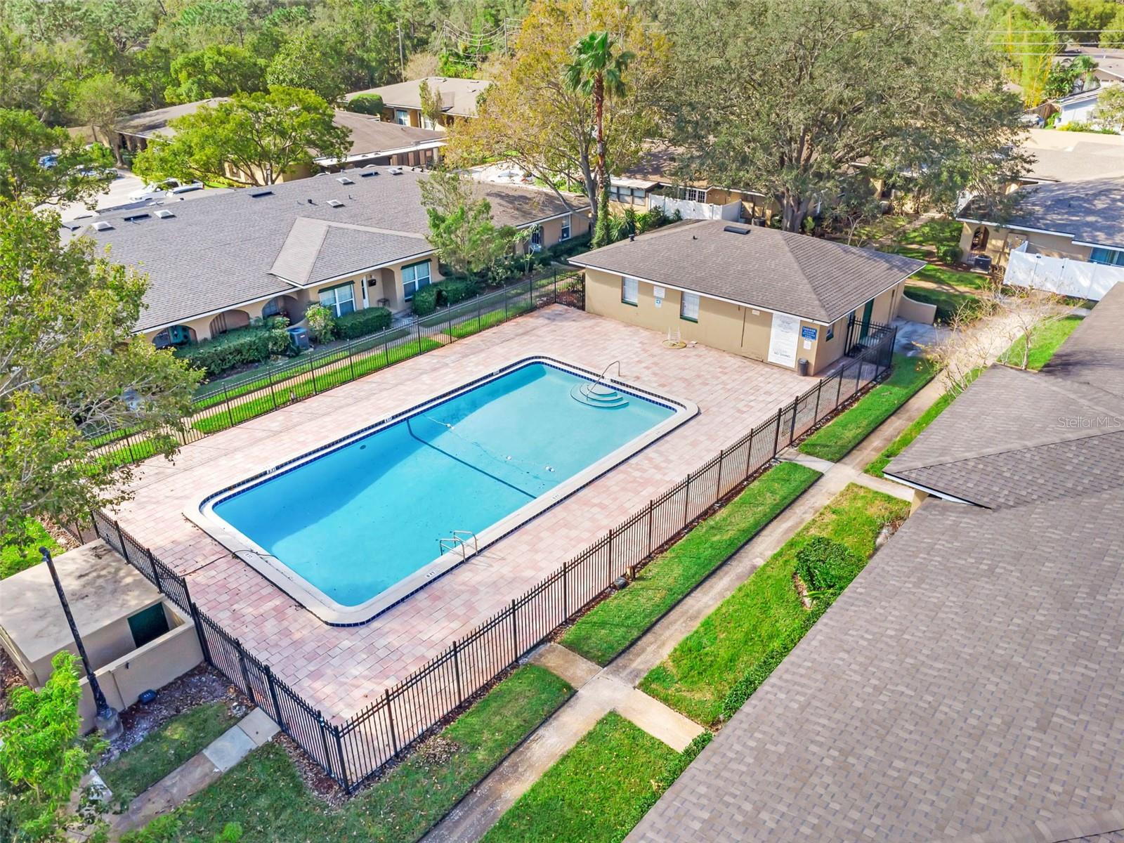 Image 24 of 84 For 527 Etna Court 105