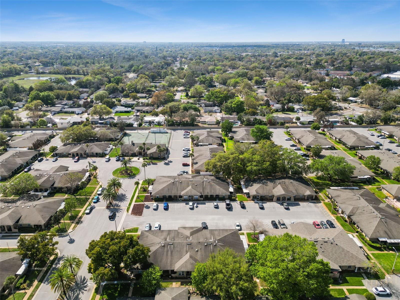 Image 30 of 84 For 527 Etna Court 105