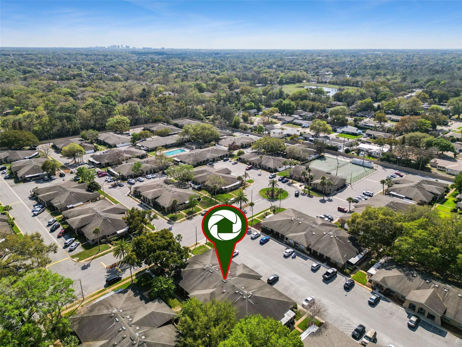 Image 33 of 84 For 527 Etna Court 105