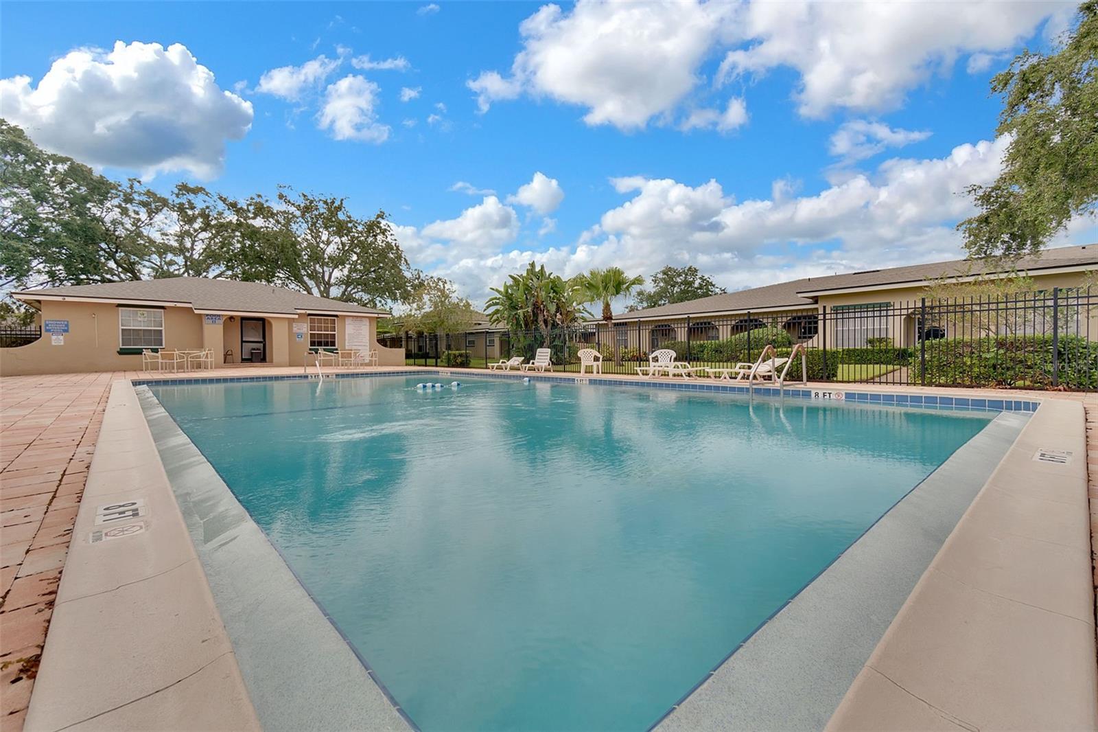 Image 36 of 84 For 527 Etna Court 105