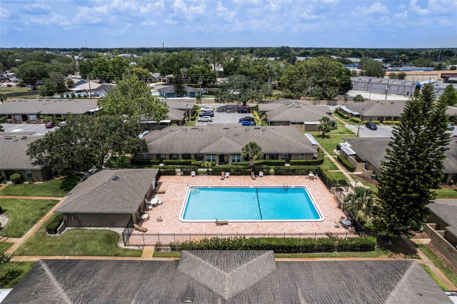 Image 52 of 84 For 527 Etna Court 105