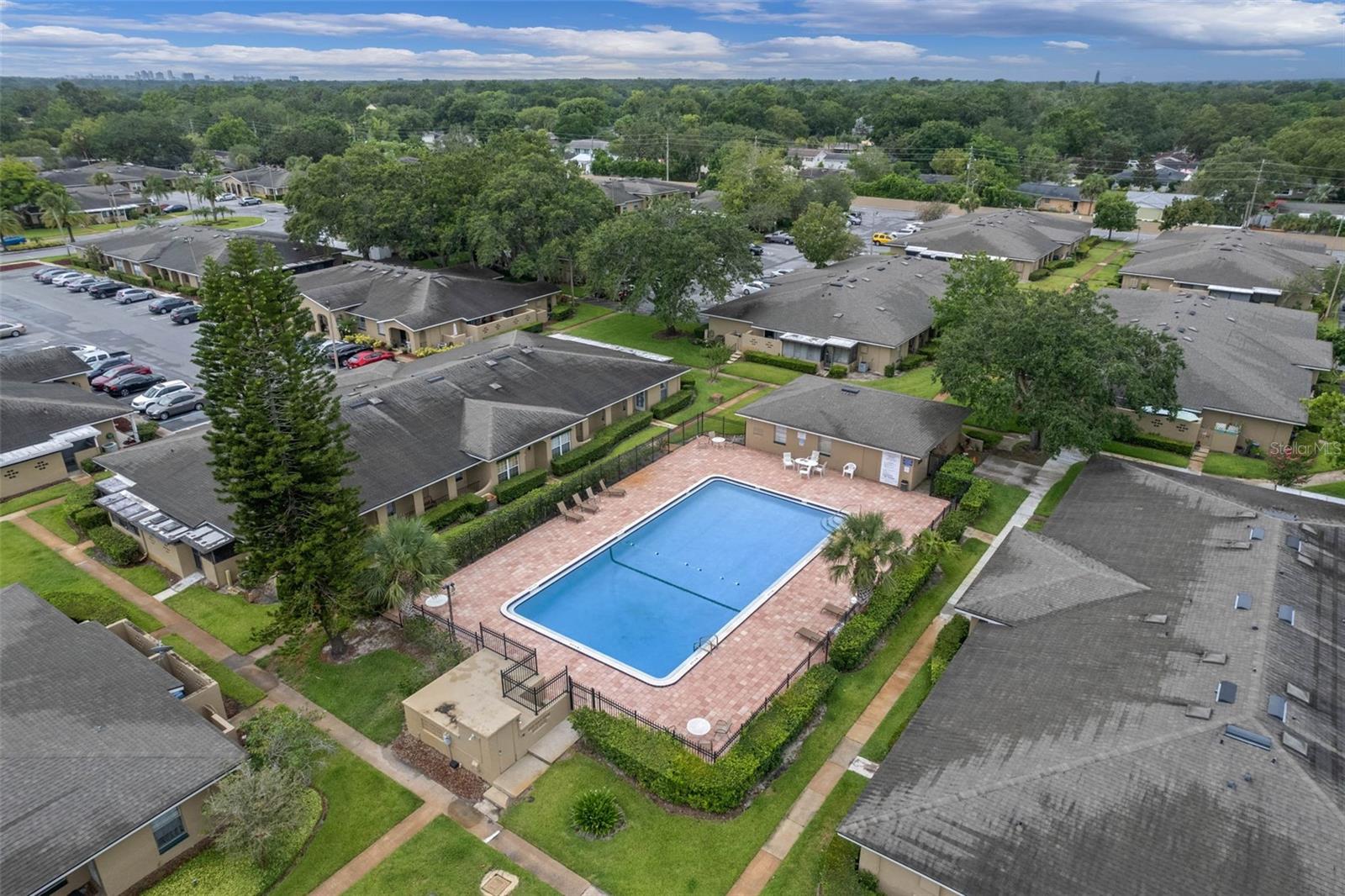 Image 54 of 84 For 527 Etna Court 105