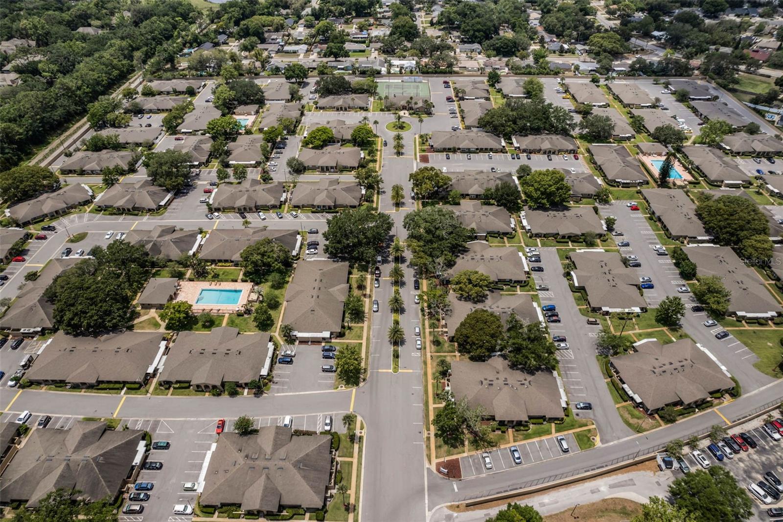 Image 71 of 84 For 527 Etna Court 105