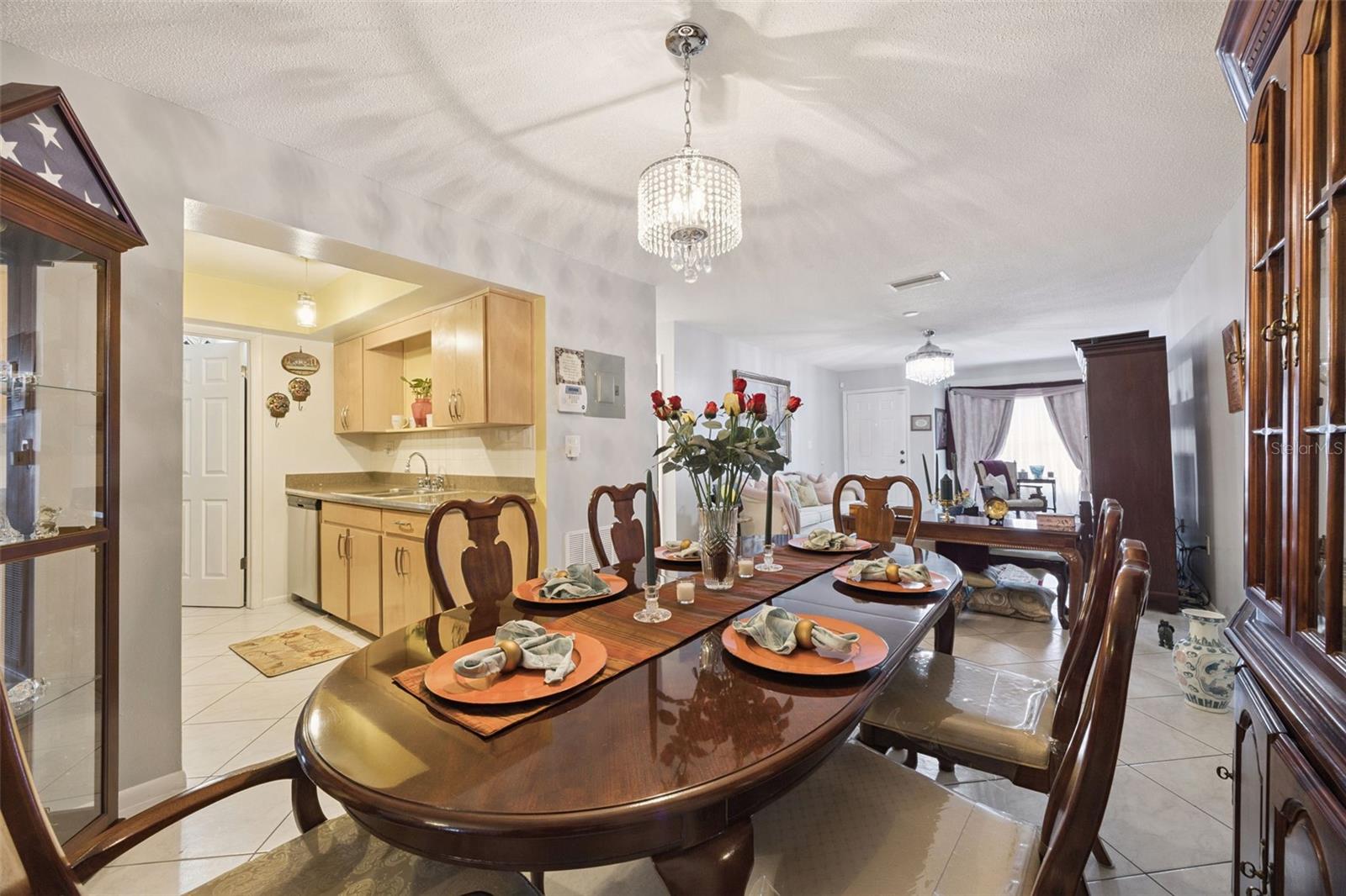 Image 8 of 84 For 527 Etna Court 105