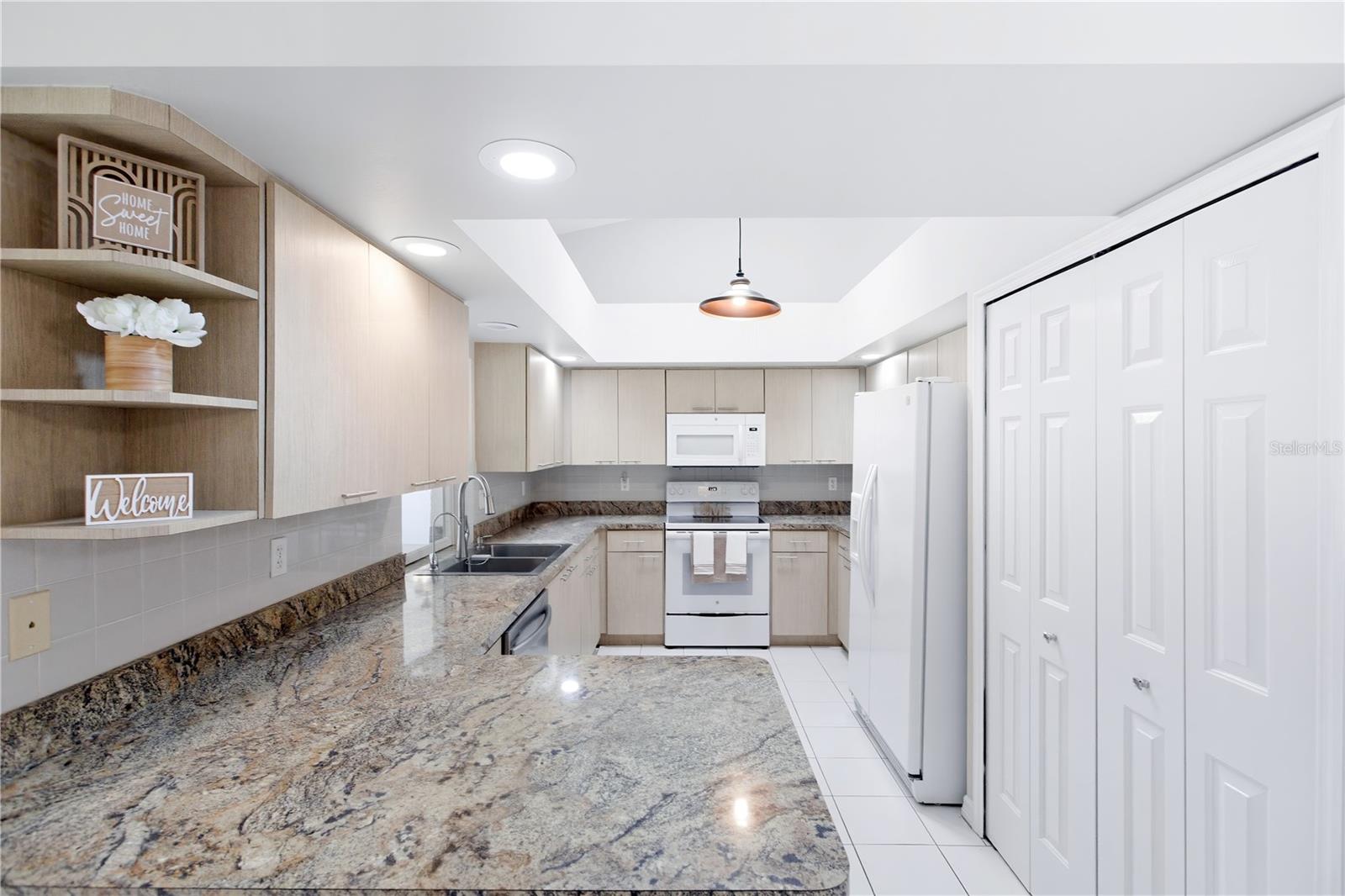 Image 11 of 65 For 3063 Lake June Boulevard