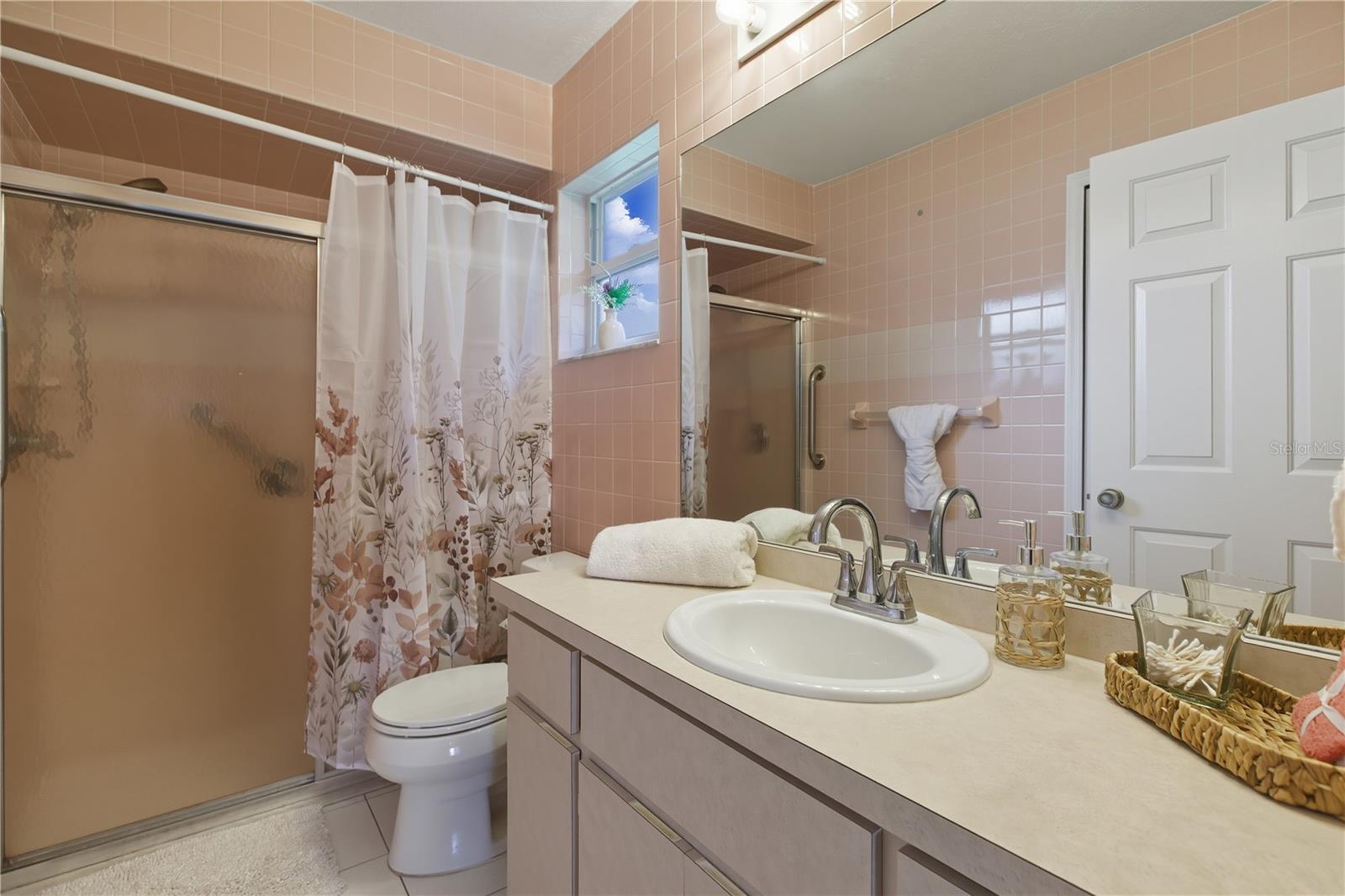 Image 18 of 65 For 3063 Lake June Boulevard