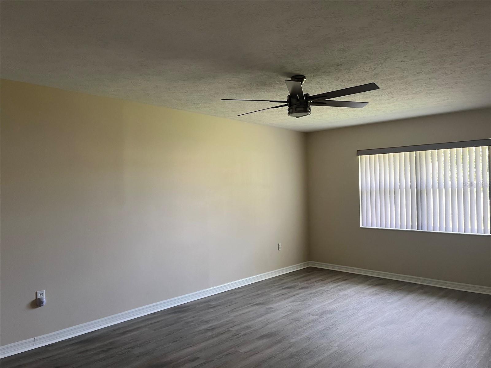 Image 5 of 65 For 3063 Lake June Boulevard