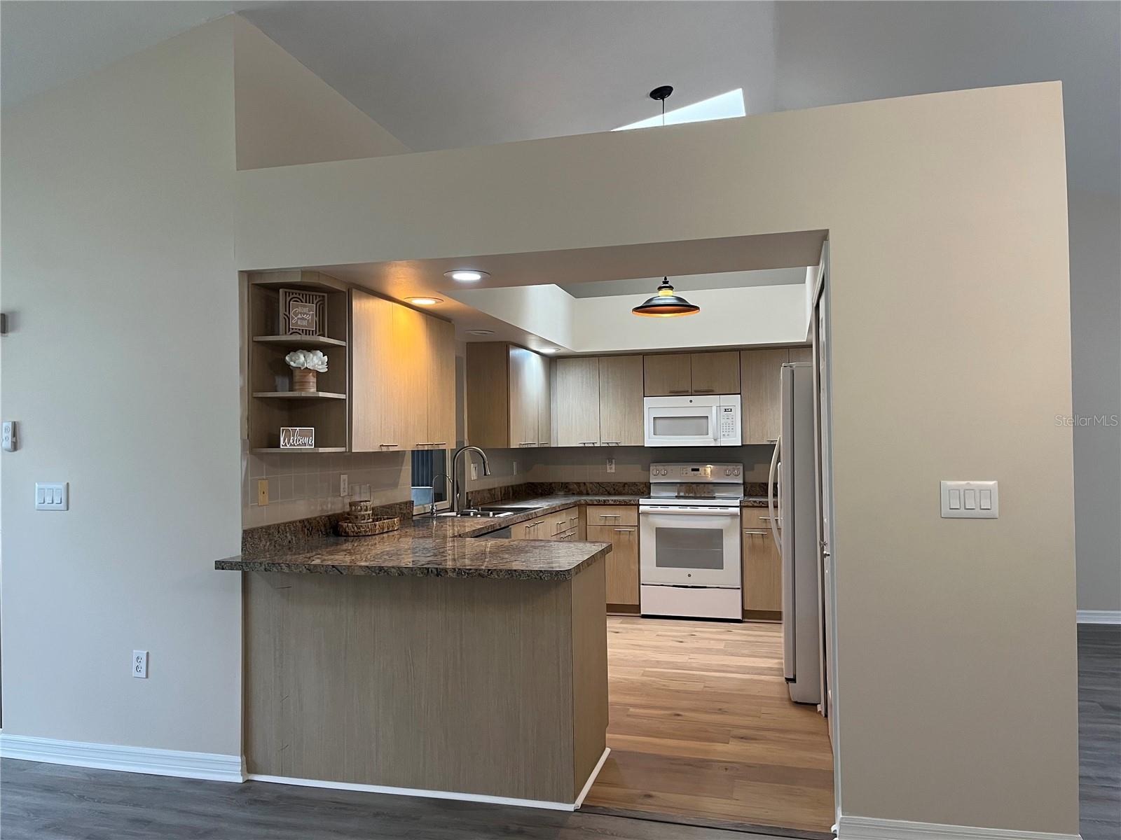 Image 9 of 65 For 3063 Lake June Boulevard