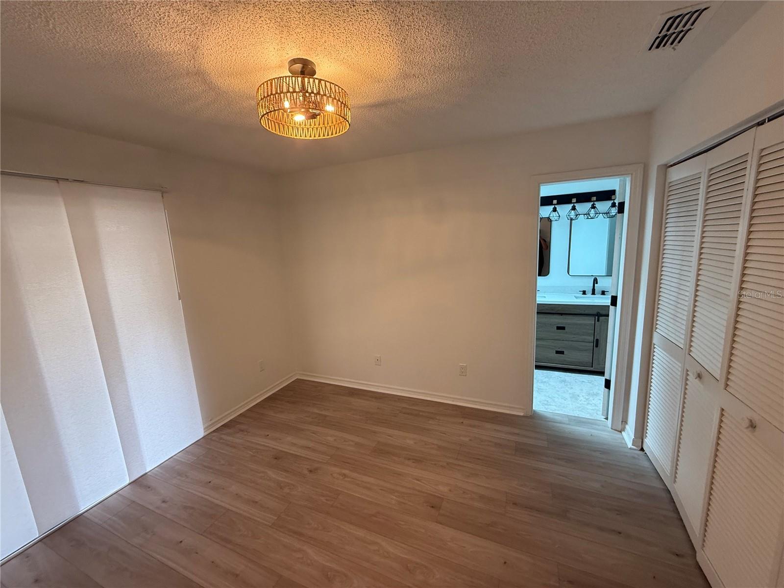 Image 11 of 16 For 1831 Foxhall Circle