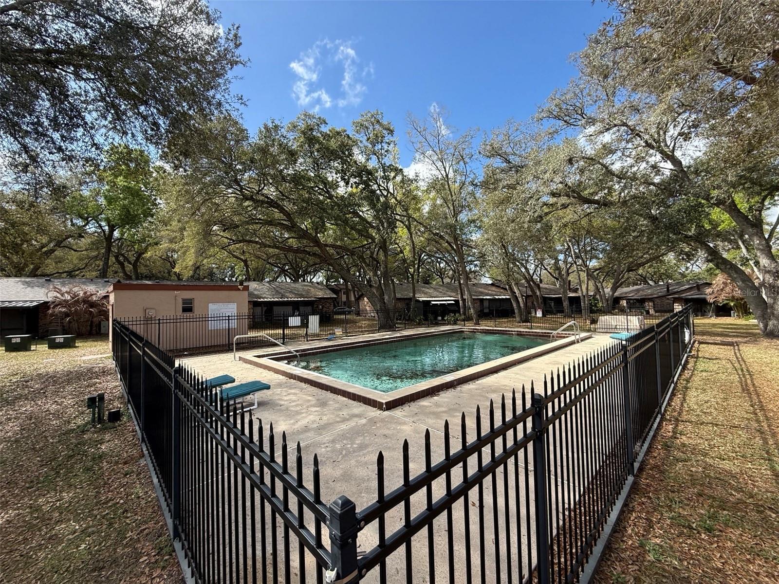 Image 3 of 16 For 1831 Foxhall Circle