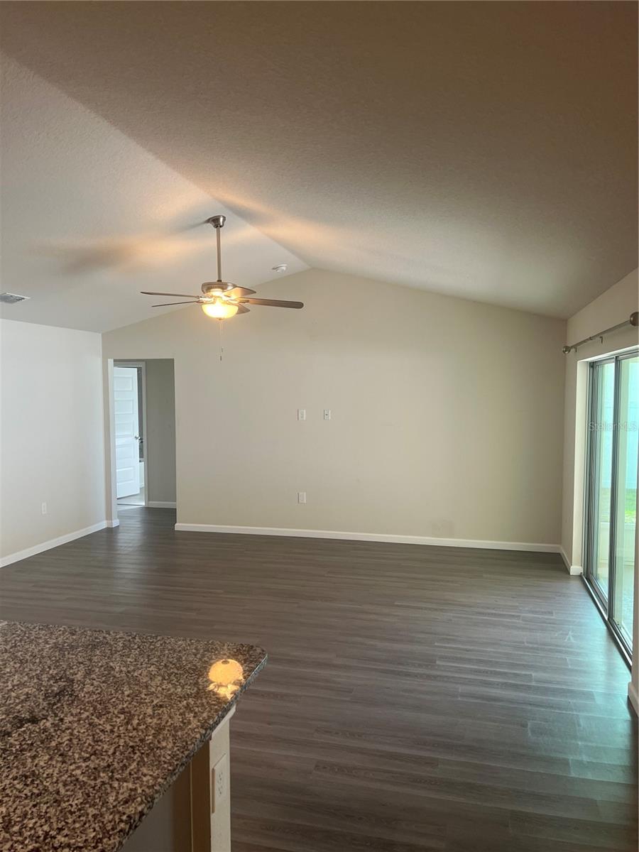 Image 4 of 21 For 5155 91st Street