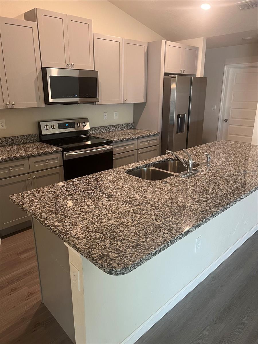 Image 7 of 21 For 5155 91st Street