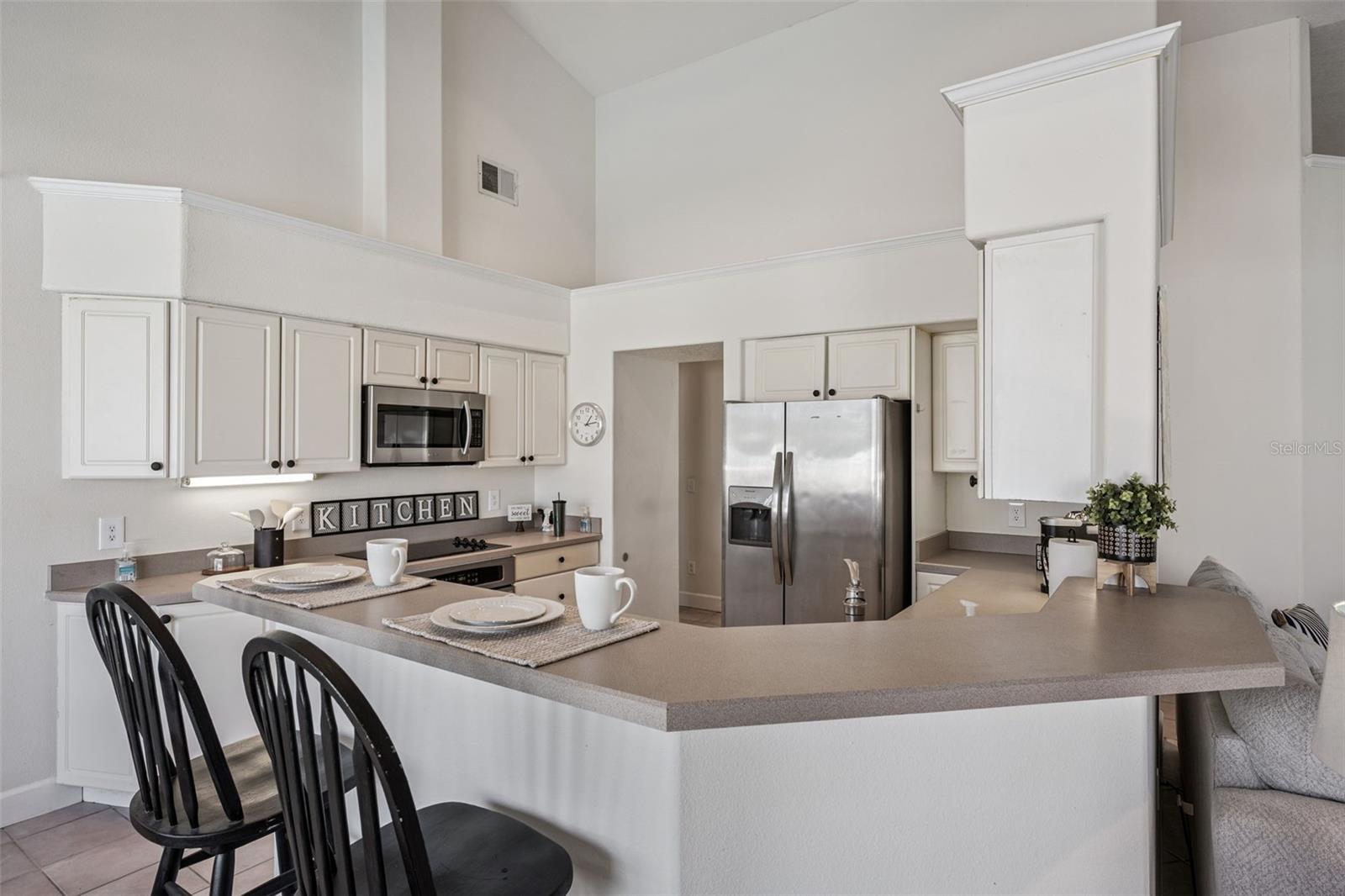 Image 10 of 35 For 8072 Canyon Lake Circle