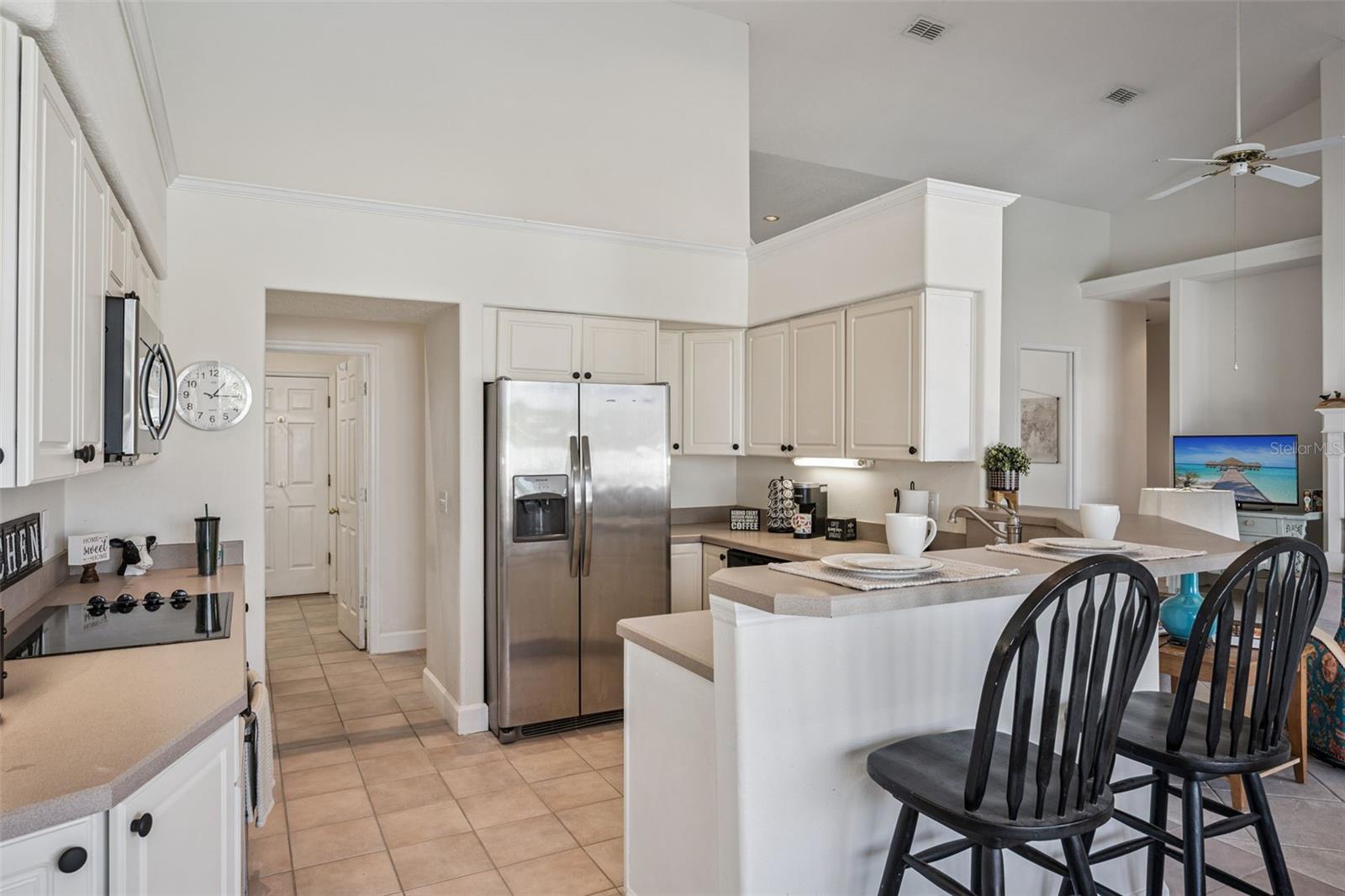 Image 11 of 35 For 8072 Canyon Lake Circle