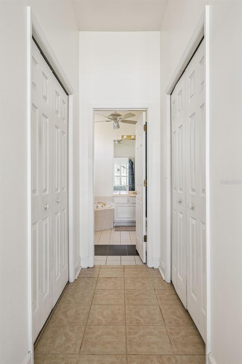 Image 22 of 35 For 8072 Canyon Lake Circle