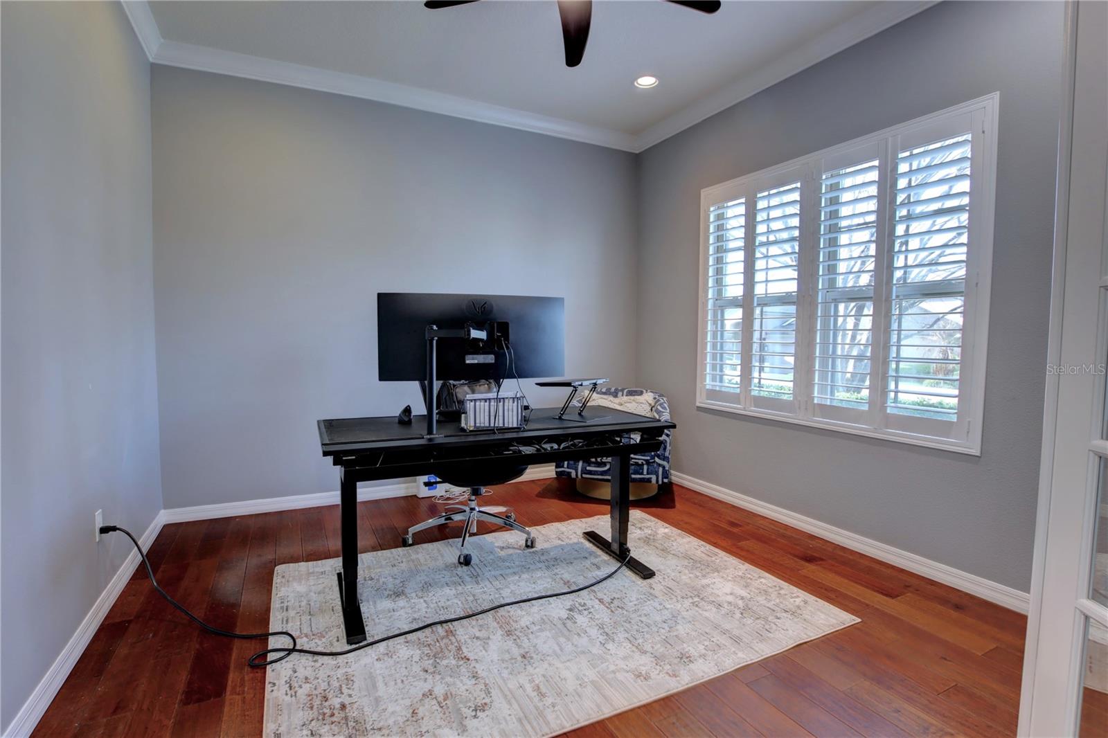 Image 20 of 42 For 927 Sherbourne Circle