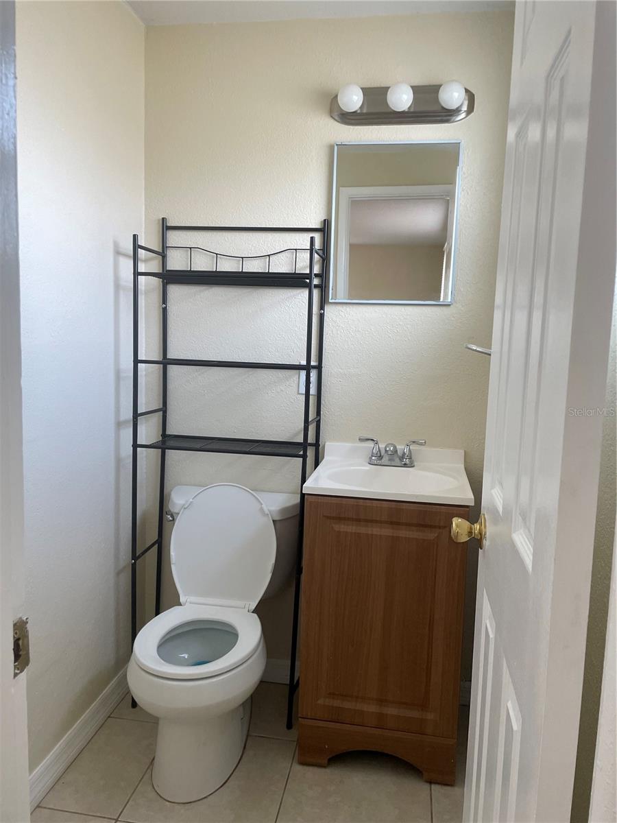 Image 19 of 20 For 6812 82nd Avenue N