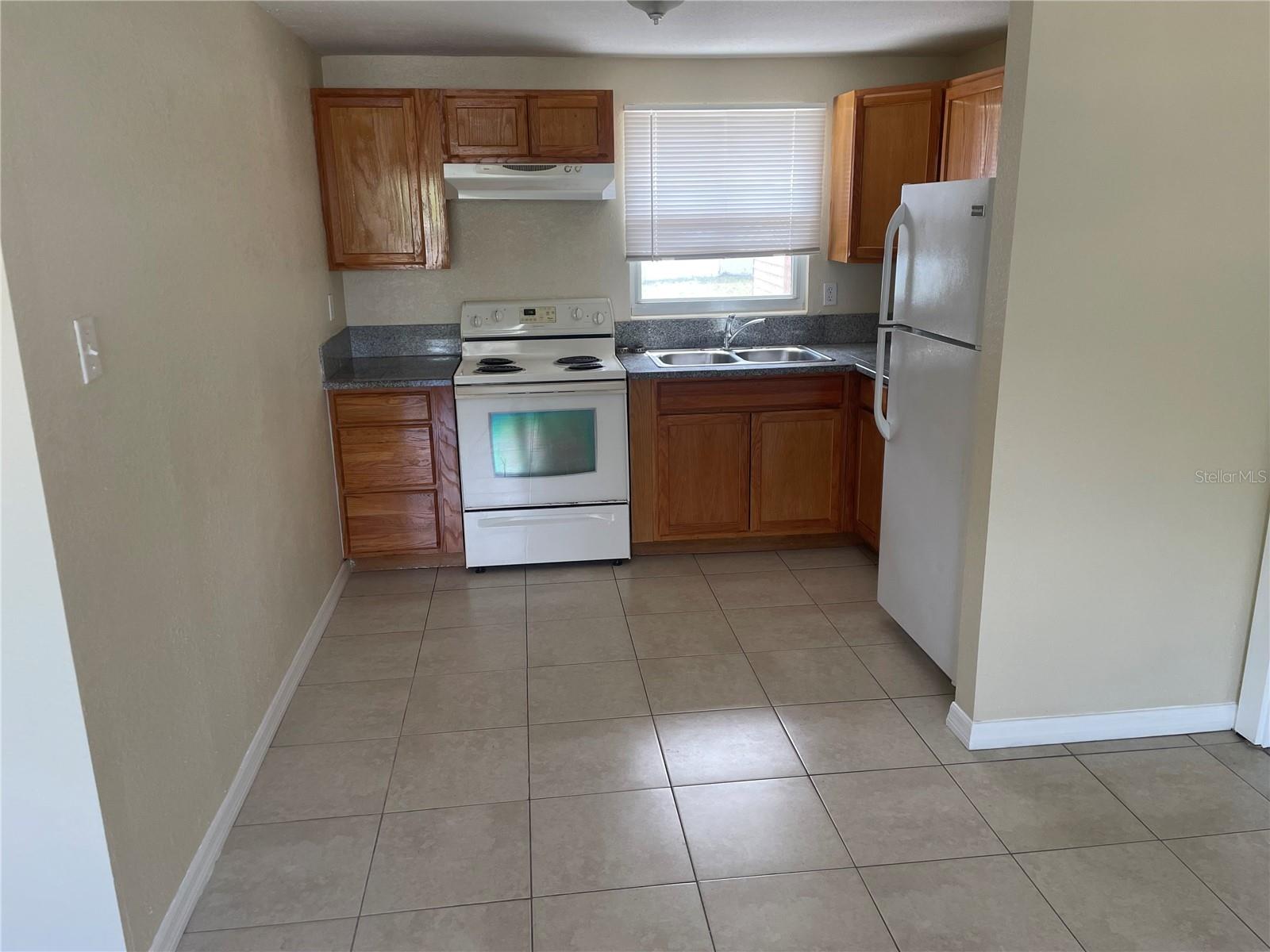 Image 9 of 20 For 6812 82nd Avenue N