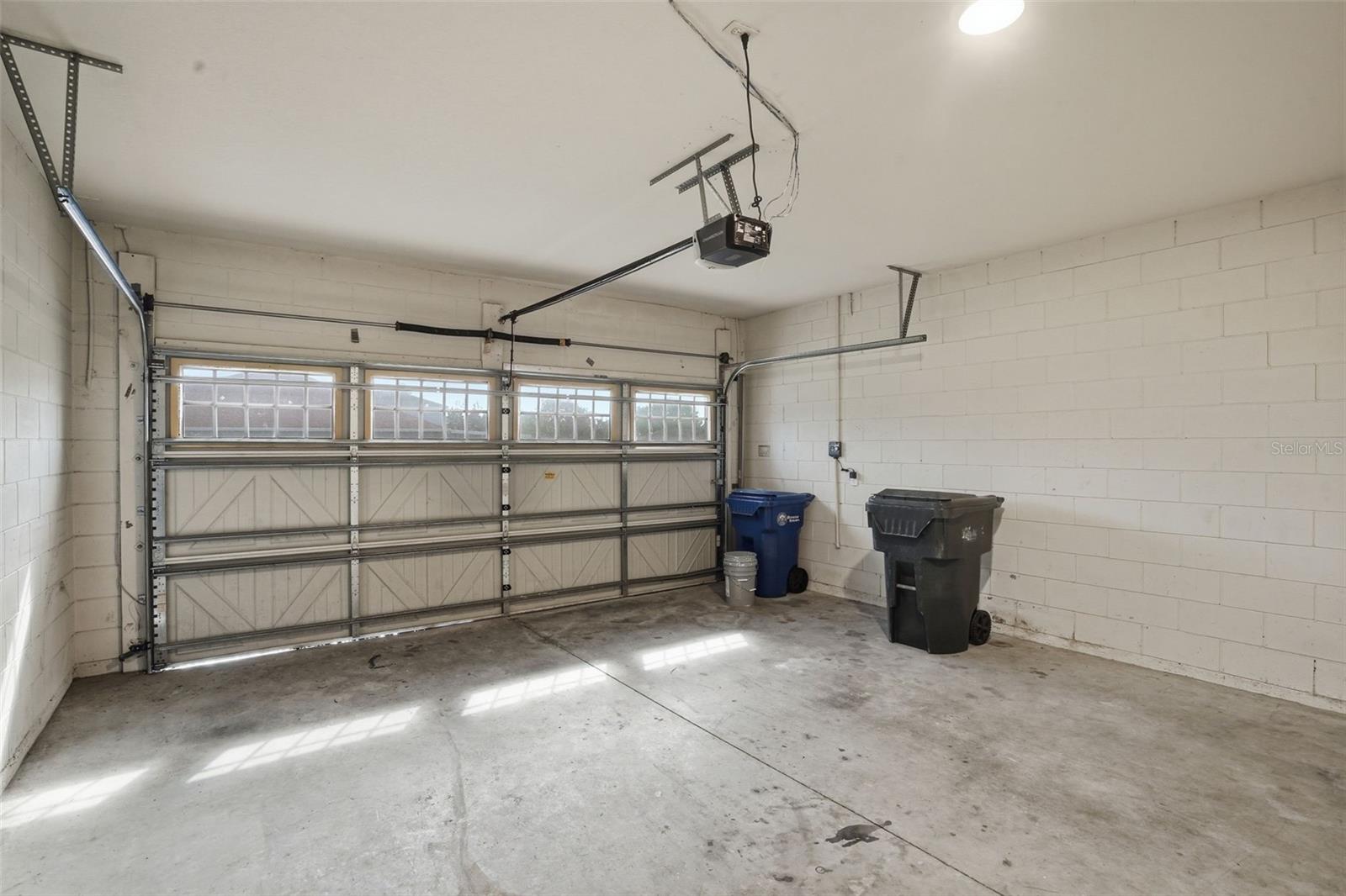 Image 28 of 31 For 1216 Maplebrook Drive