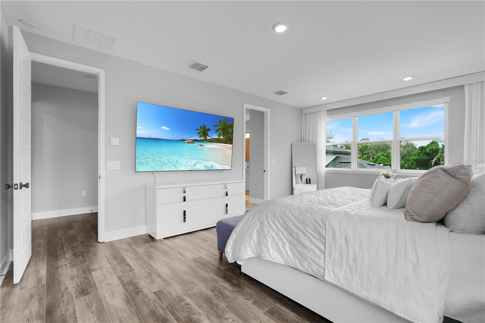 Image 21 of 44 For 1805 Fern Creek Avenue