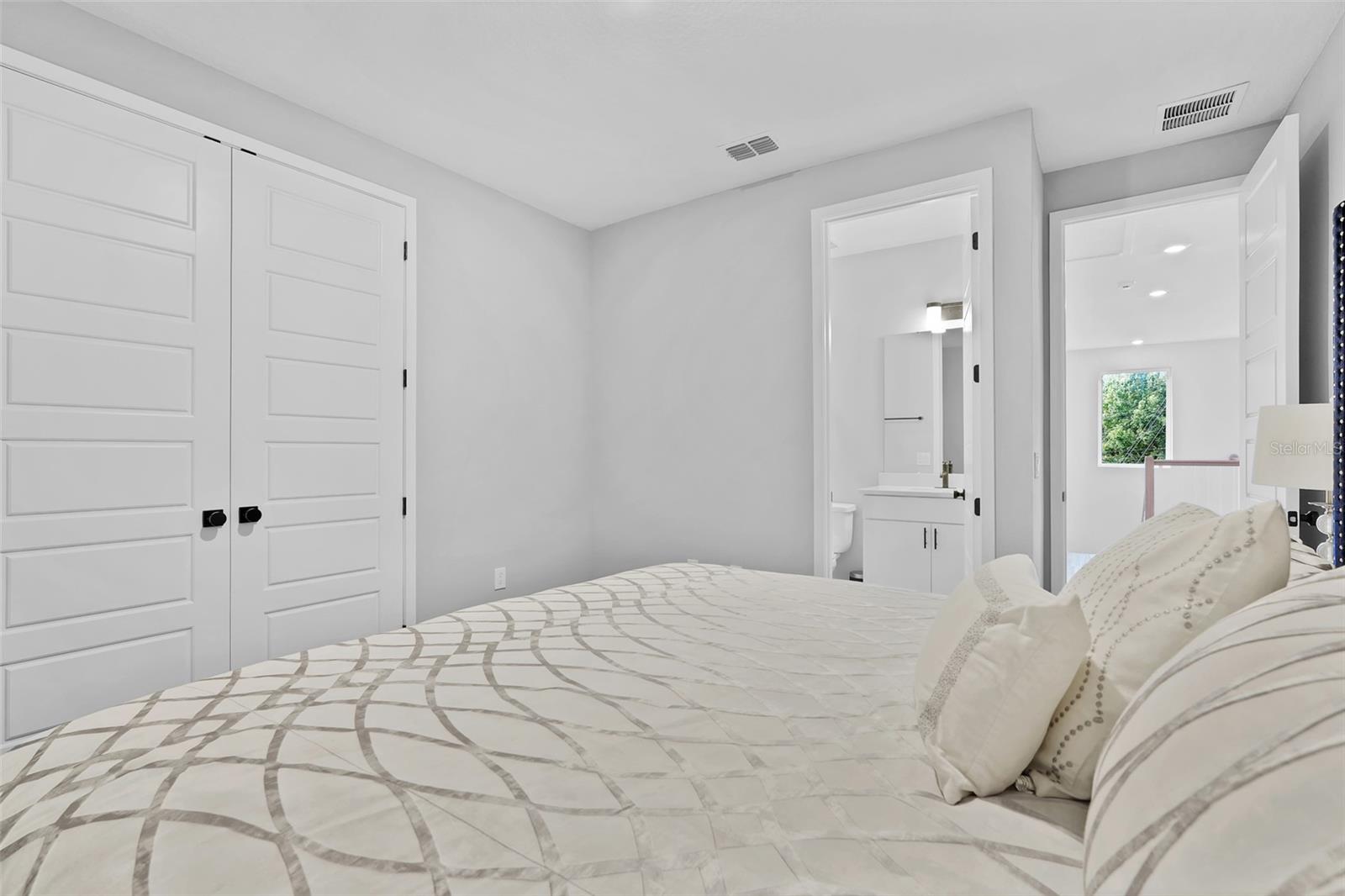 Image 27 of 44 For 1805 Fern Creek Avenue