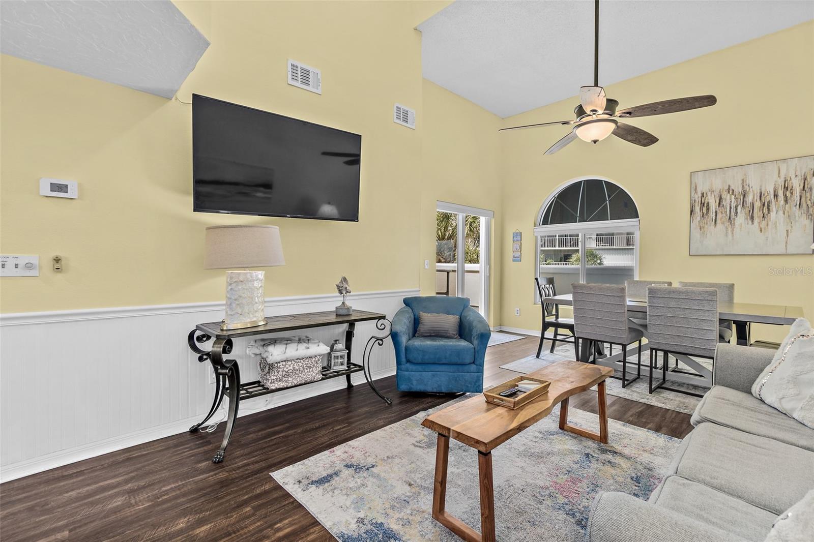 Image 16 of 32 For 8600 Ridgewood Avenue 1311