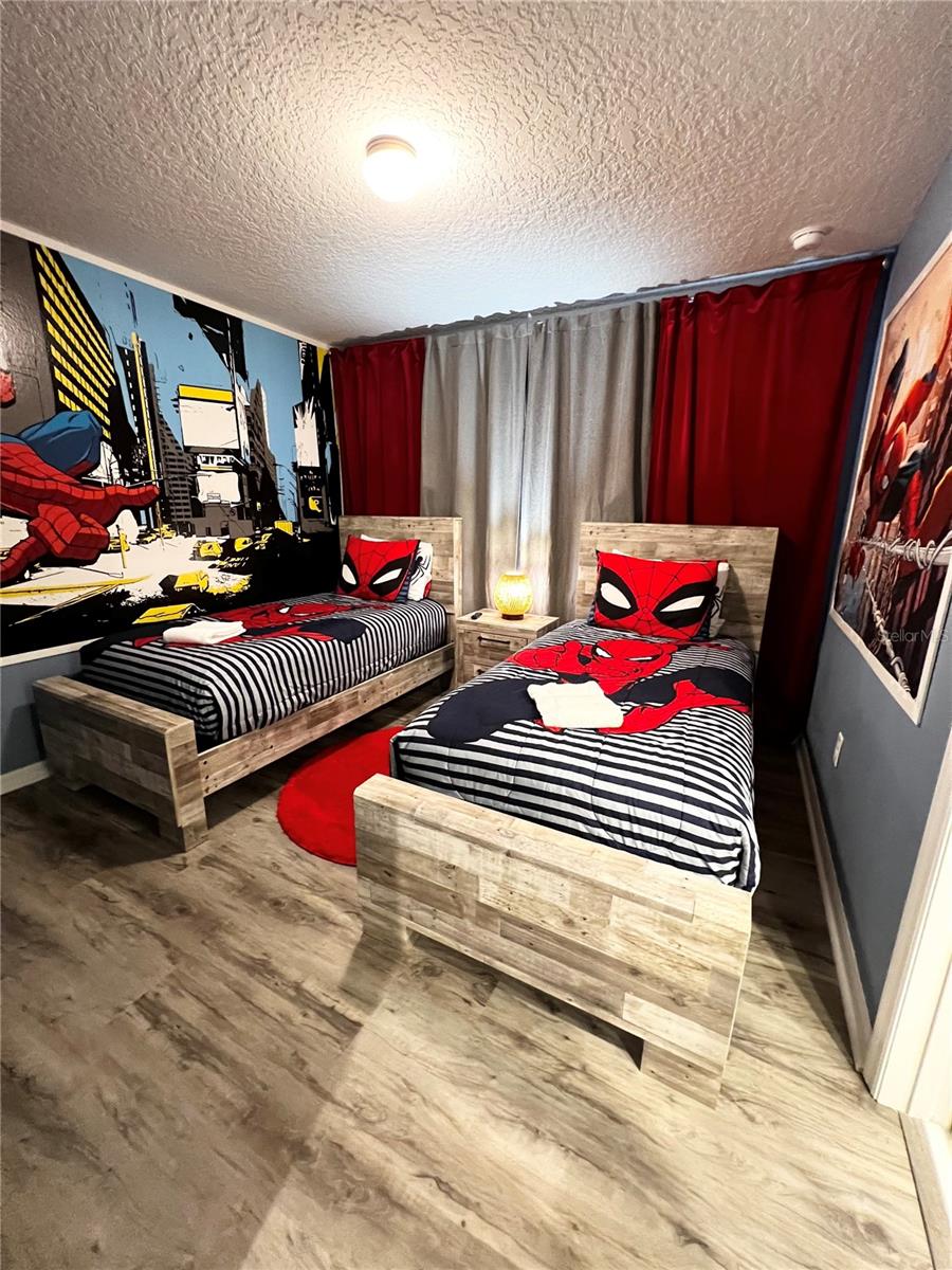 Image 35 of 77 For 8947 Amelia Downs Trail