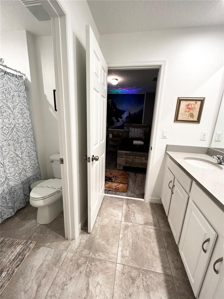 Image 52 of 77 For 8947 Amelia Downs Trail