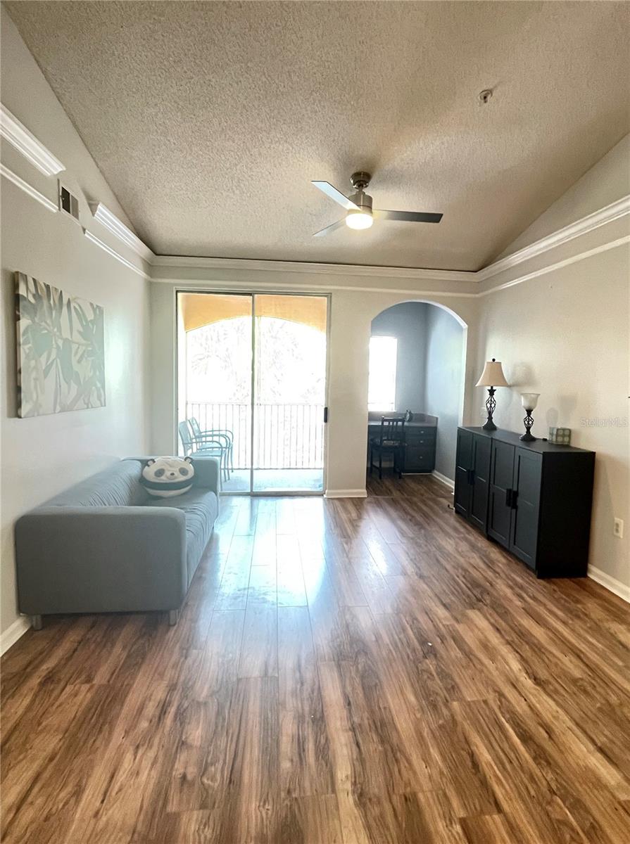 Image 10 of 35 For 12203 Wild Iris Way  112