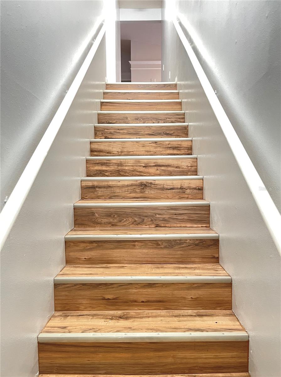 Image 16 of 35 For 12203 Wild Iris Way  112