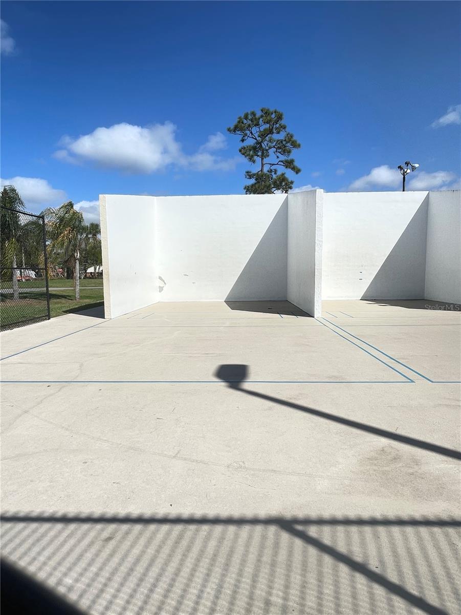 Image 32 of 35 For 12203 Wild Iris Way  112