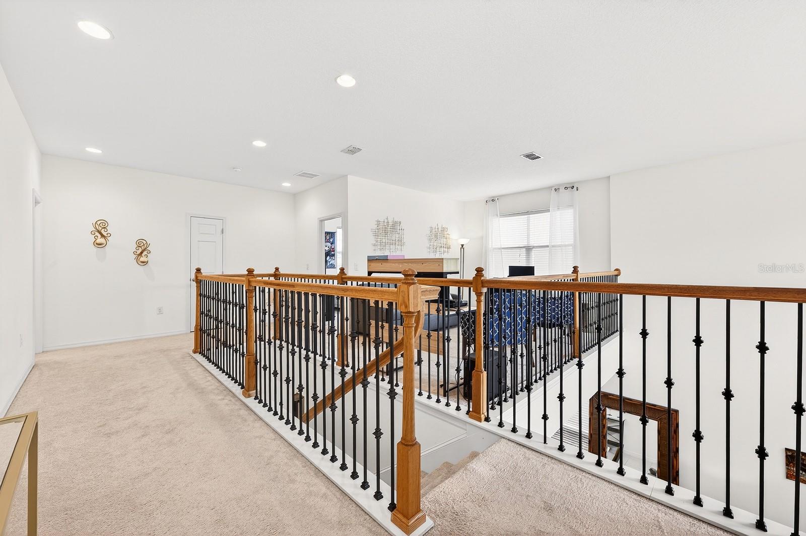 Image 16 of 27 For 544 Red Rose Lane