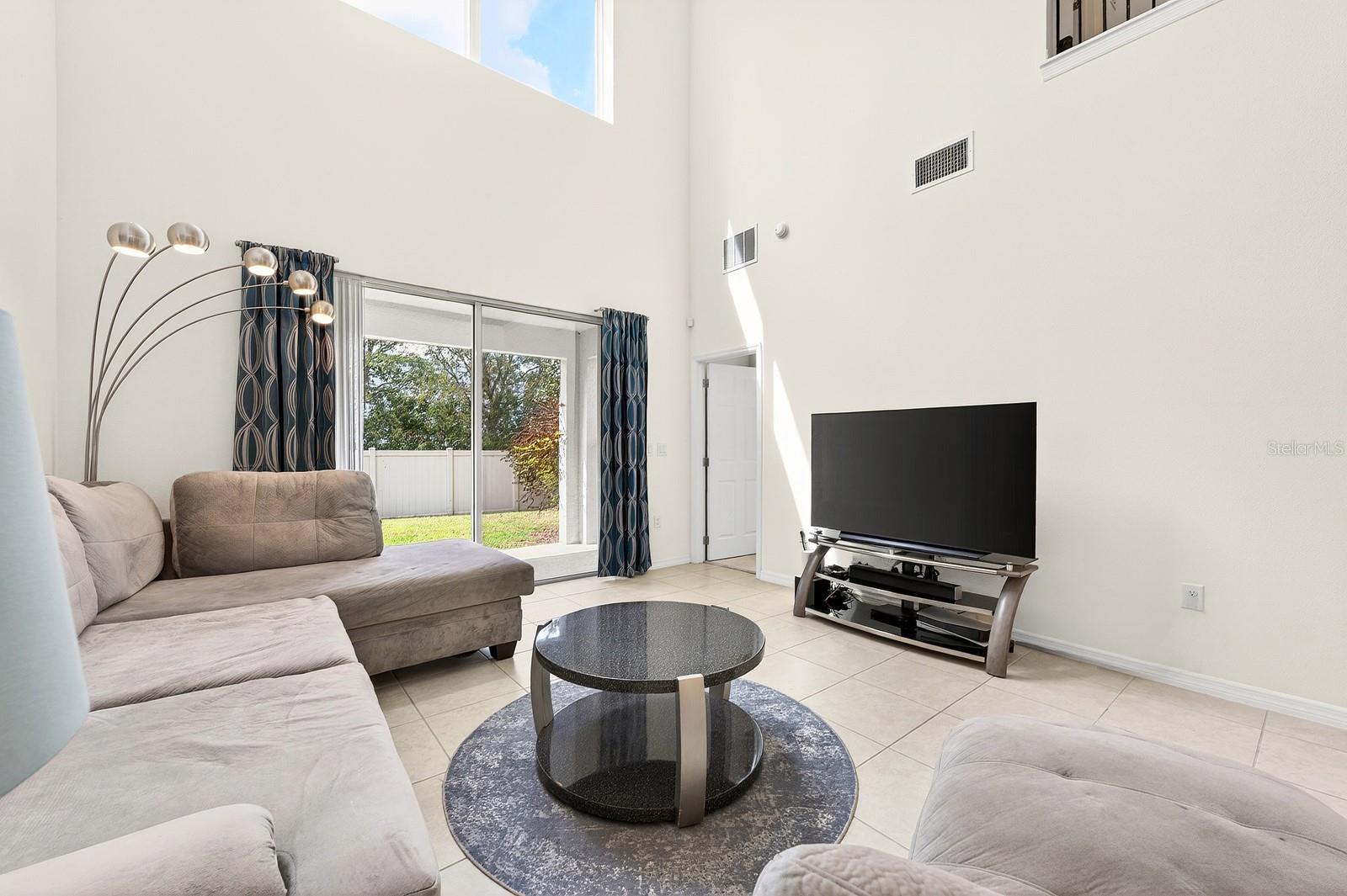 Image 5 of 27 For 544 Red Rose Lane