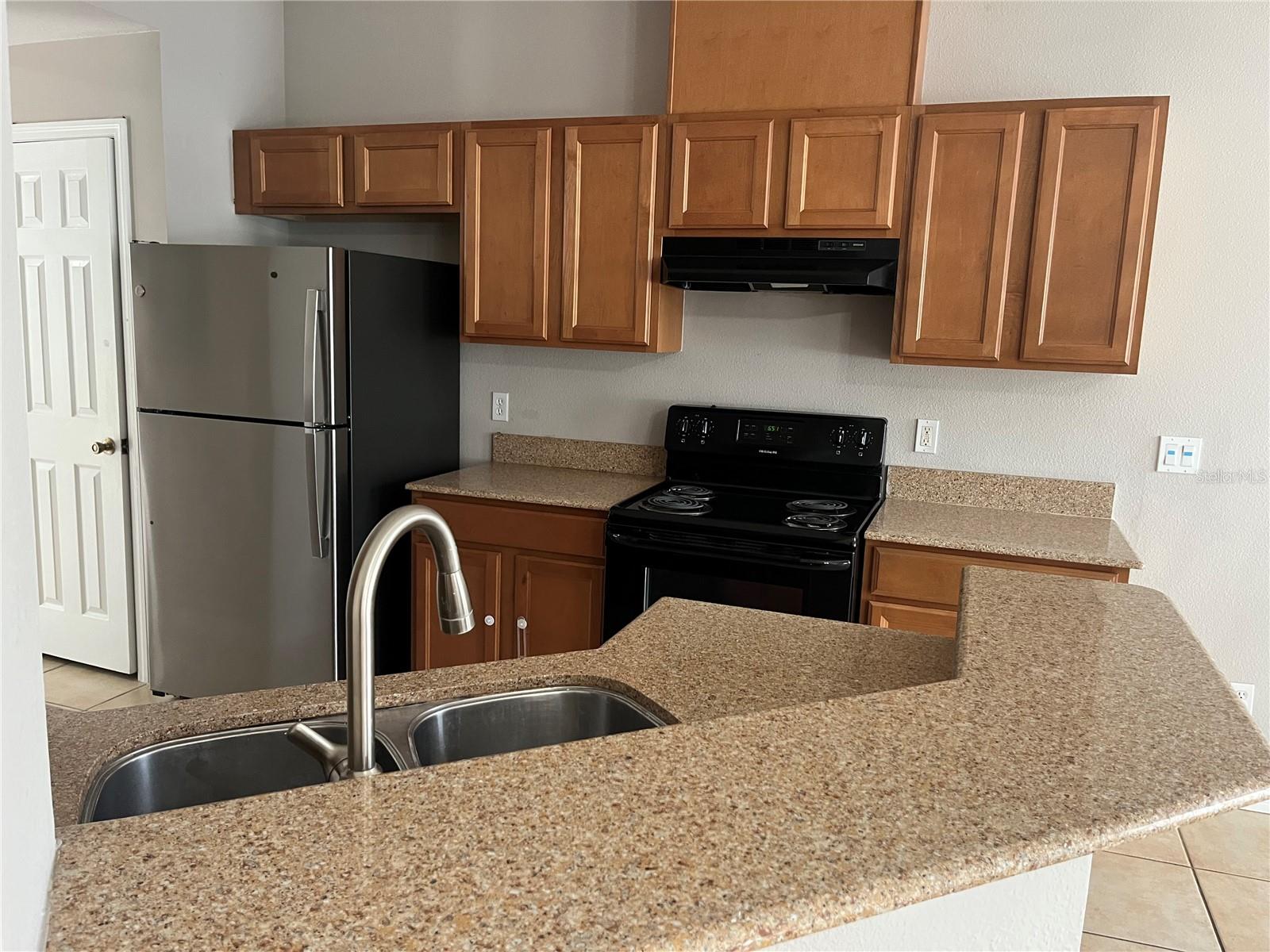 Image 3 of 8 For 8921 Newmarket Drive