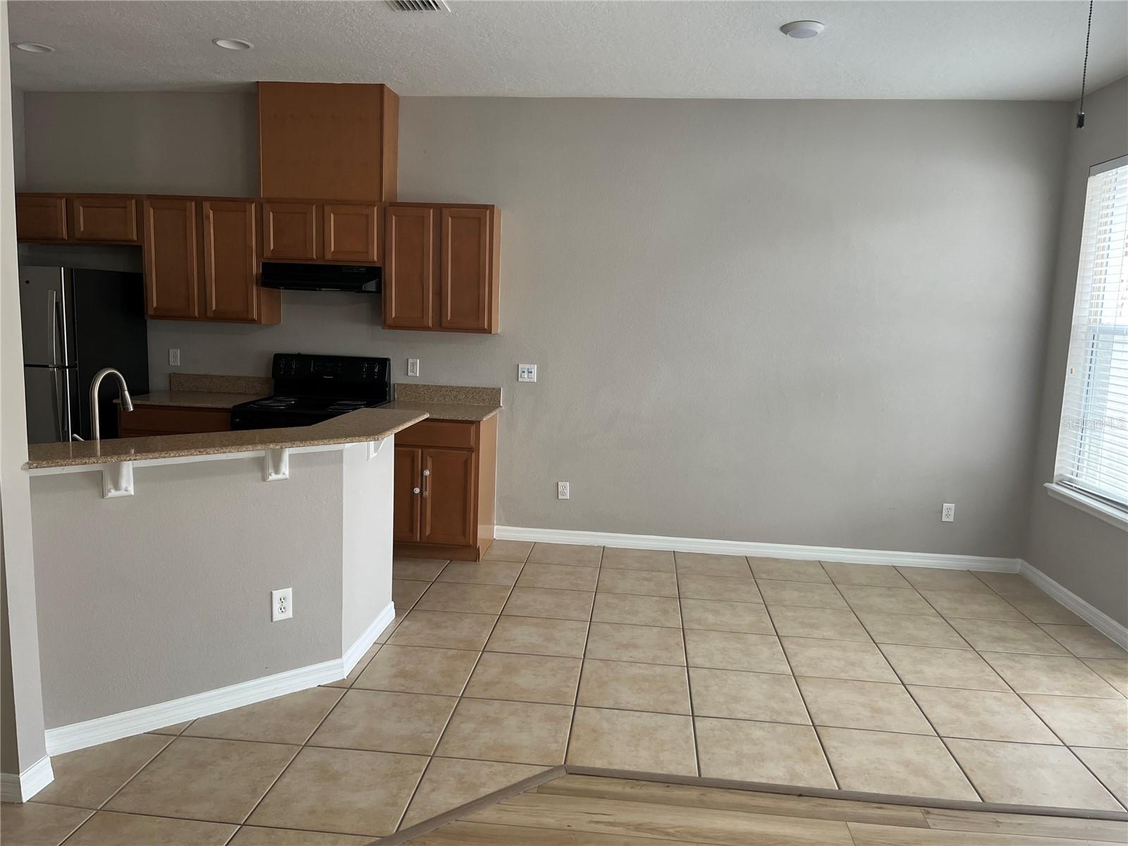 Image 4 of 8 For 8921 Newmarket Drive