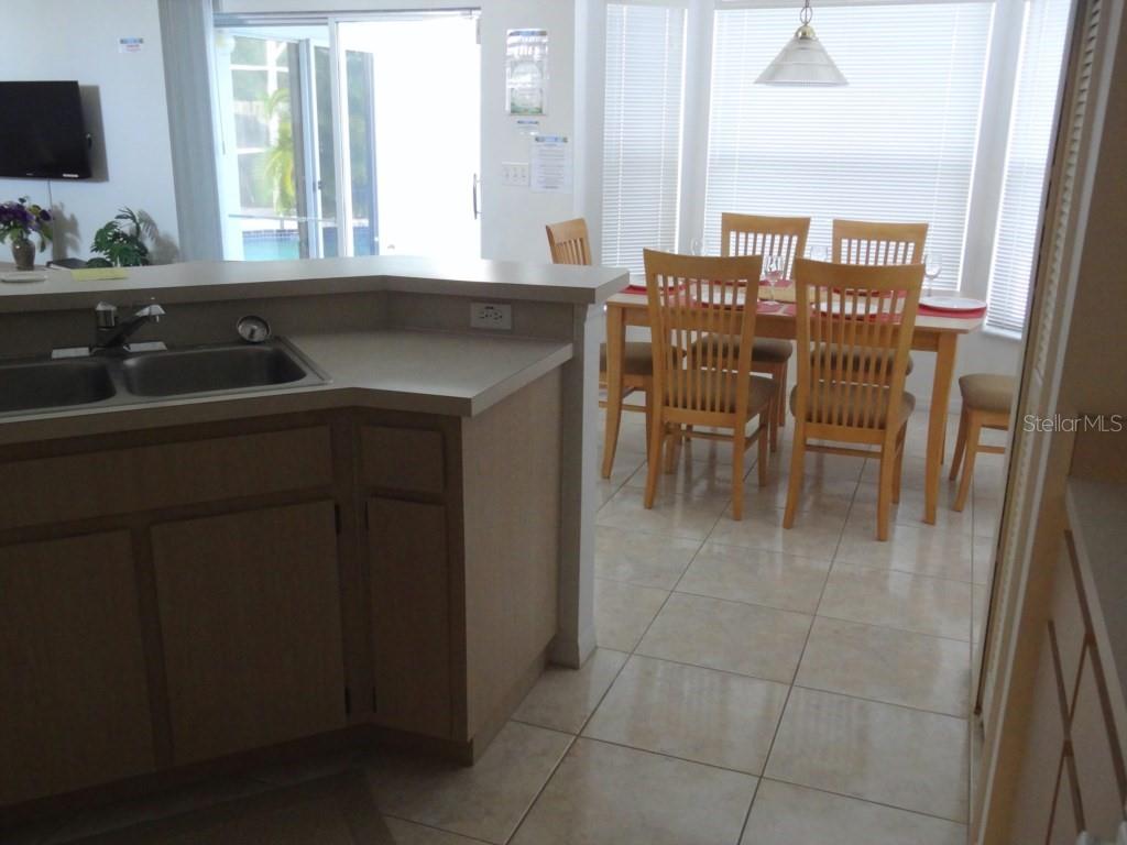 Image 10 of 22 For 146 Greenwich Street