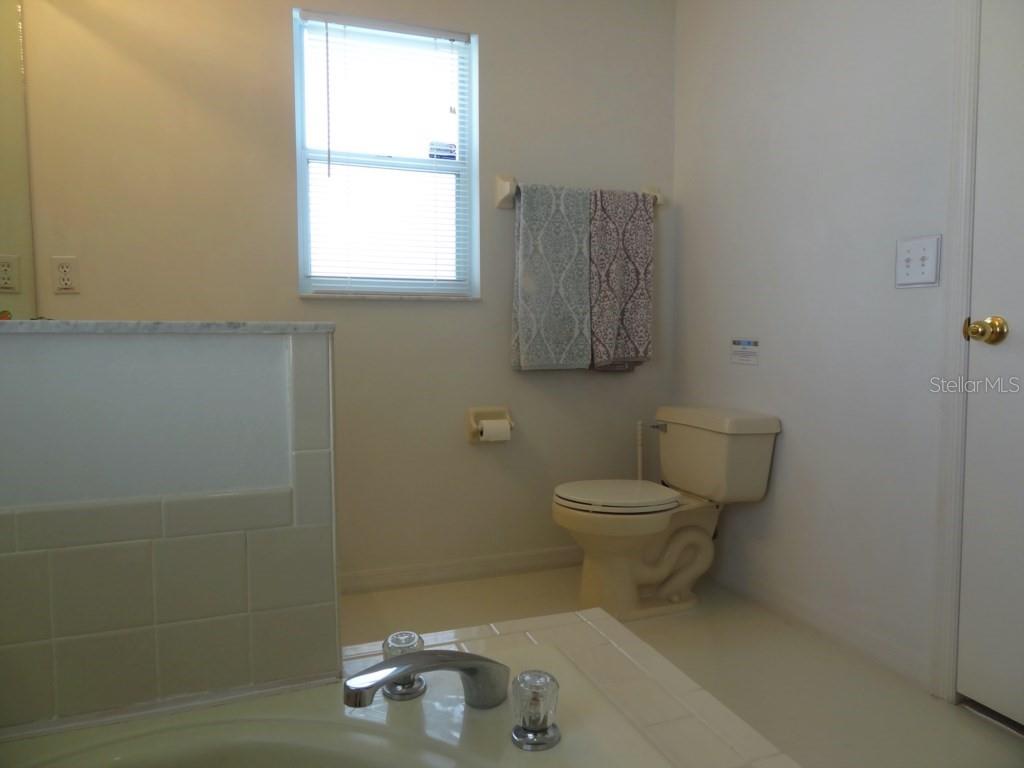 Image 15 of 22 For 146 Greenwich Street