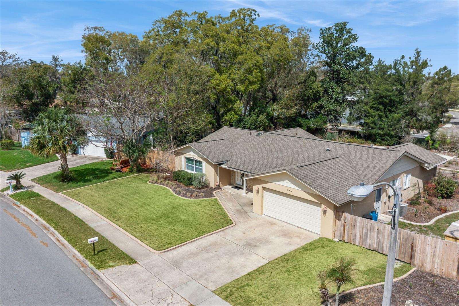 Image 44 of 50 For 113 Rose Briar Drive