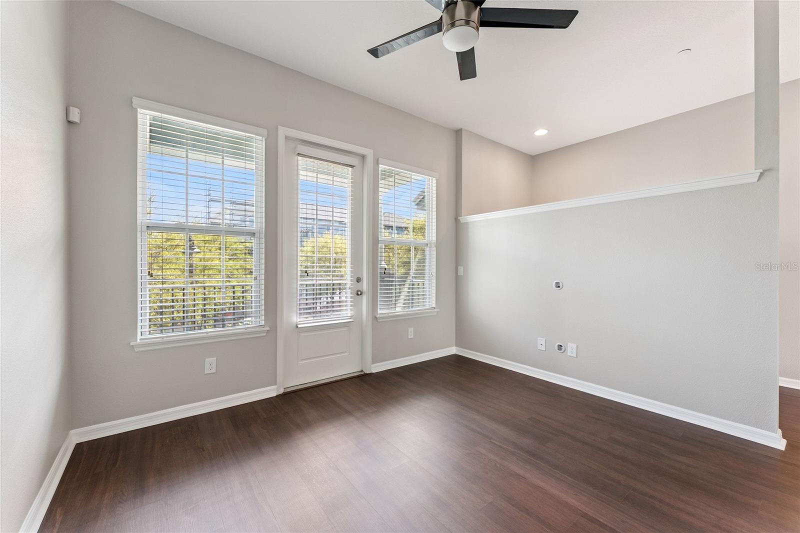 Image 5 of 51 For 101 Boardwalk Avenue