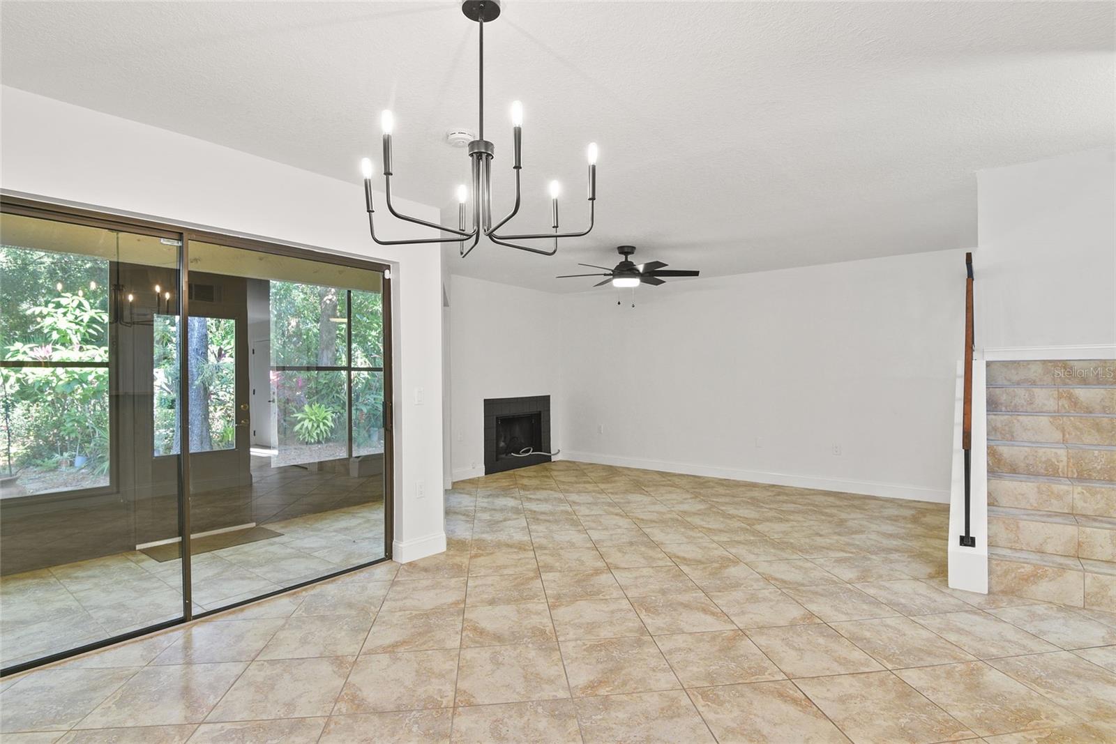 Image 10 of 35 For 1933 Saint Andrews Place 1933