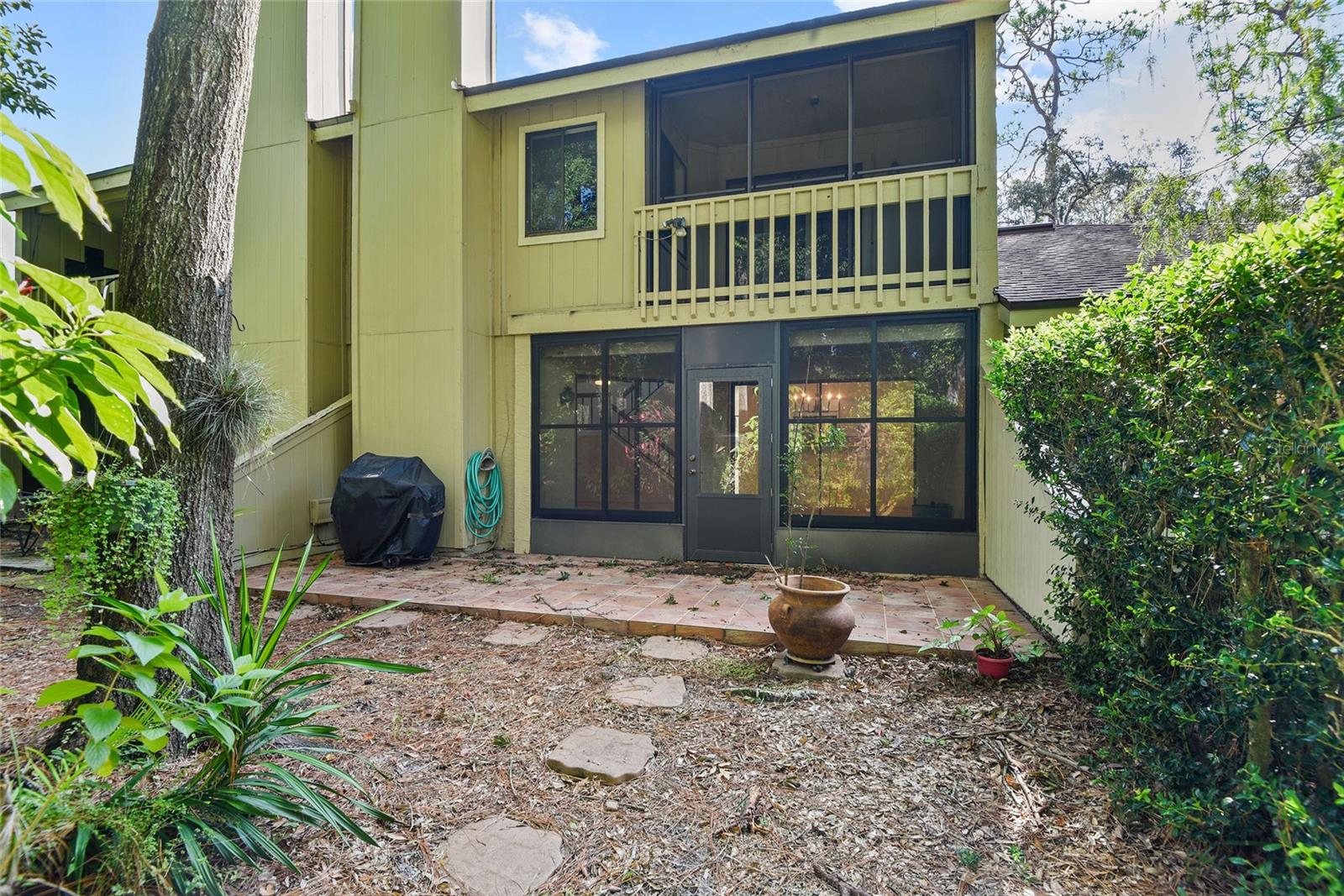 Image 34 of 35 For 1933 Saint Andrews Place 1933