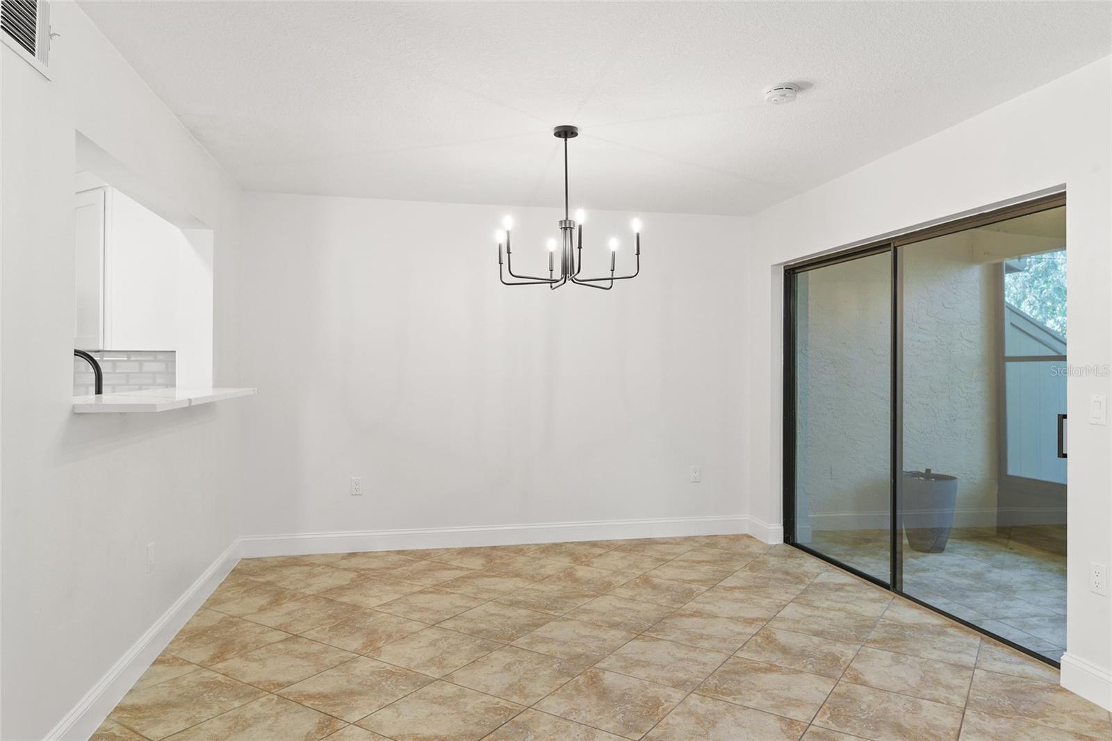 Image 9 of 35 For 1933 Saint Andrews Place 1933