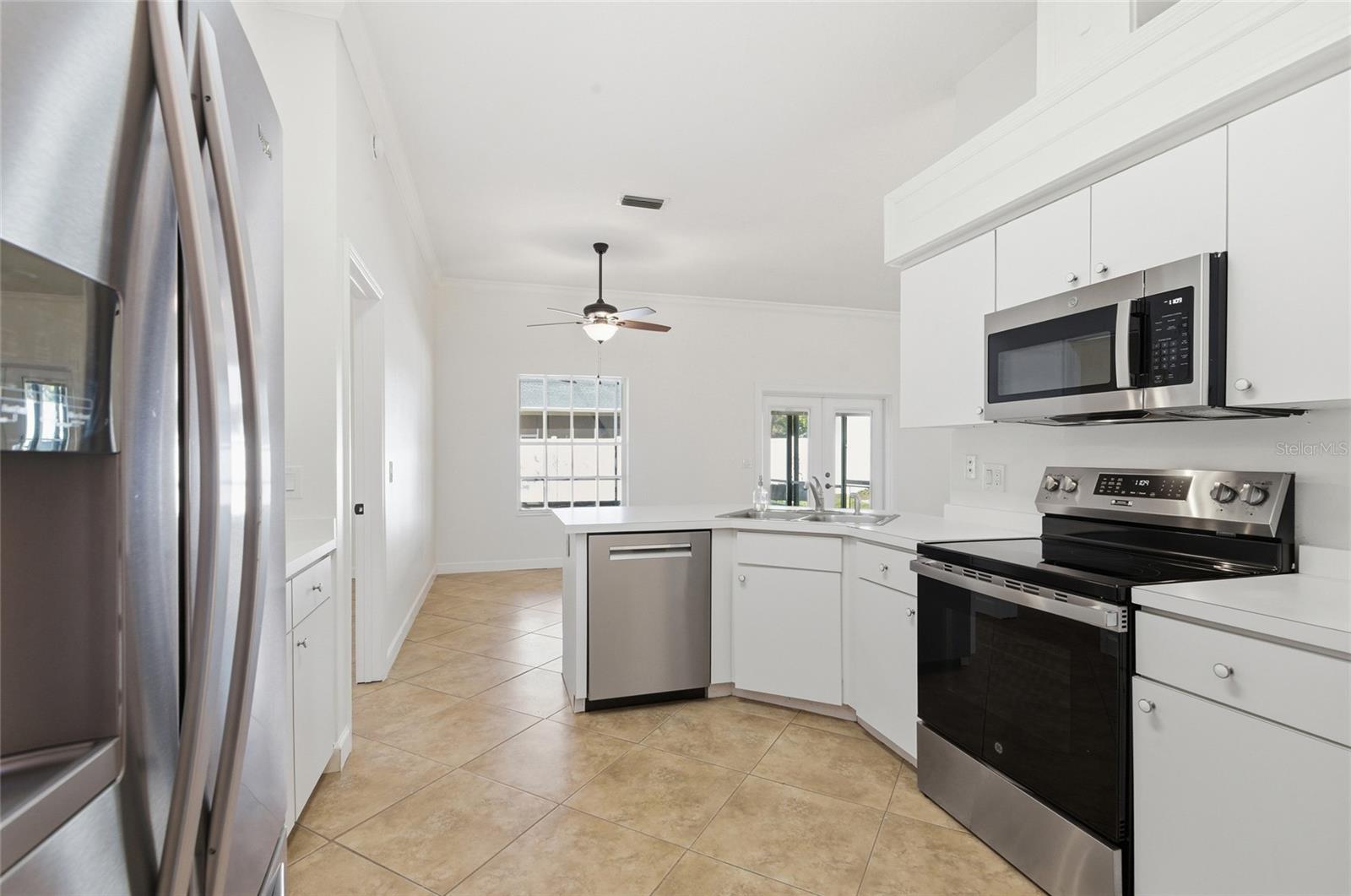 Image 5 of 25 For 1408 Spring Ridge Drive