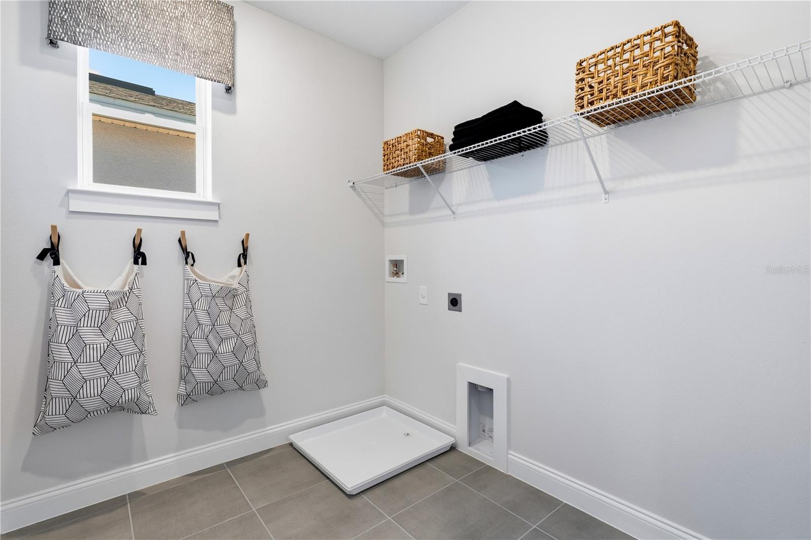 Image 20 of 67 For 15197 Blue Peacock Lane