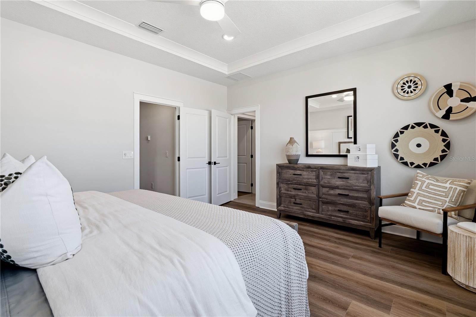 Image 23 of 67 For 15197 Blue Peacock Lane